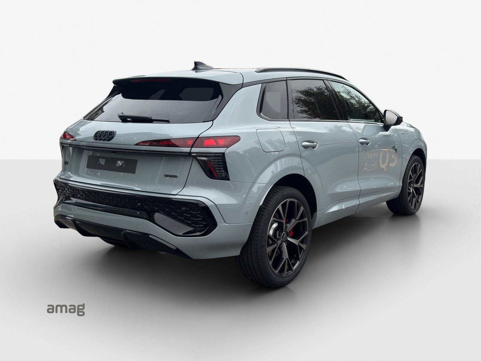 AUDI Q3 SUV TFSI 195 kW, Petrol, Ex-demonstrator, Automatic - 5