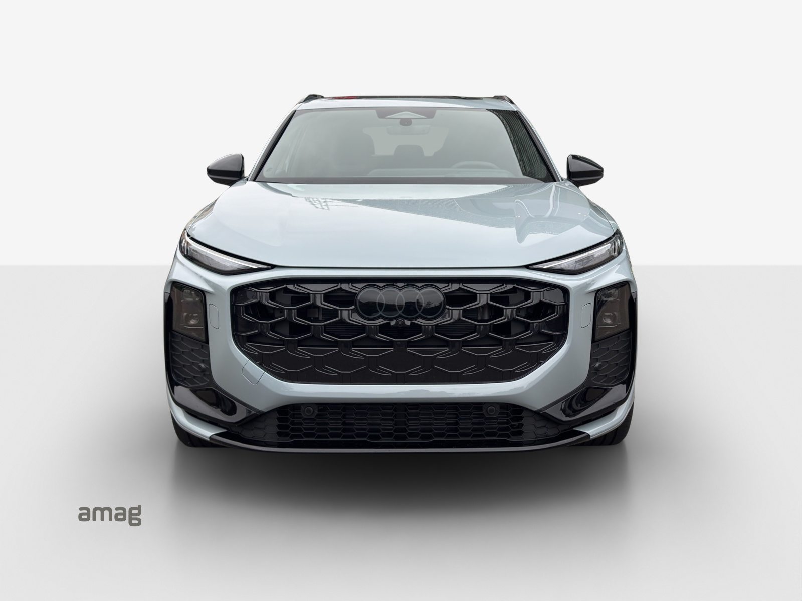 AUDI Q3 SUV TFSI 195 kW, Petrol, Ex-demonstrator, Automatic - 7