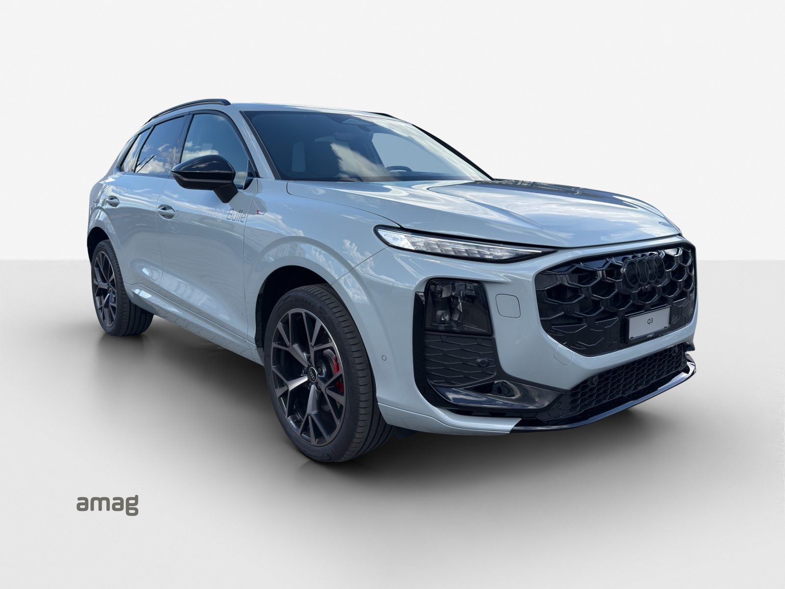 AUDI Q3 SUV TFSI 195 kW, Petrol, Ex-demonstrator, Automatic - 6