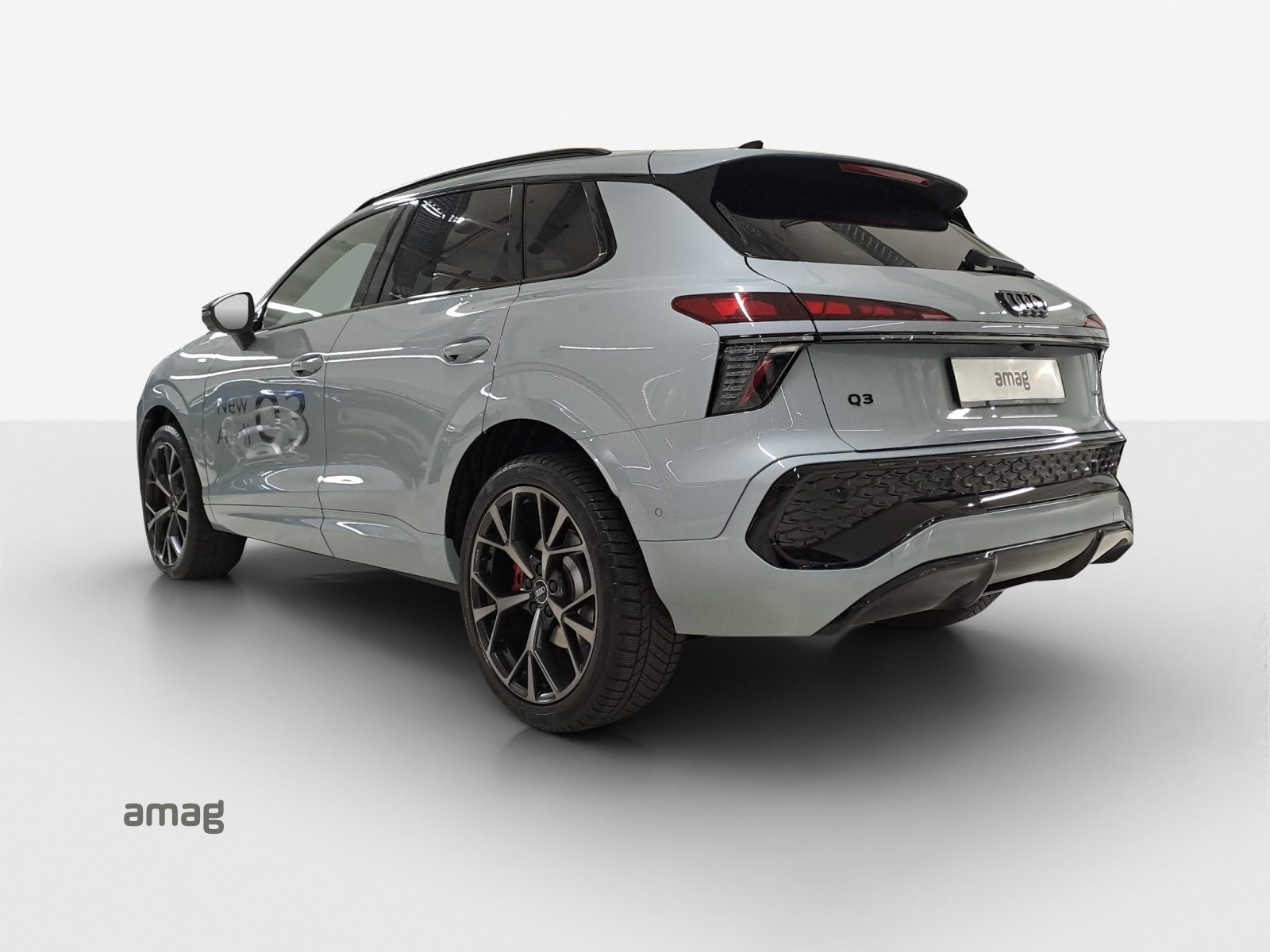 AUDI Q3 SUV TFSI 195 kW, Essence, Voiture de démonstration, Automatique - 3