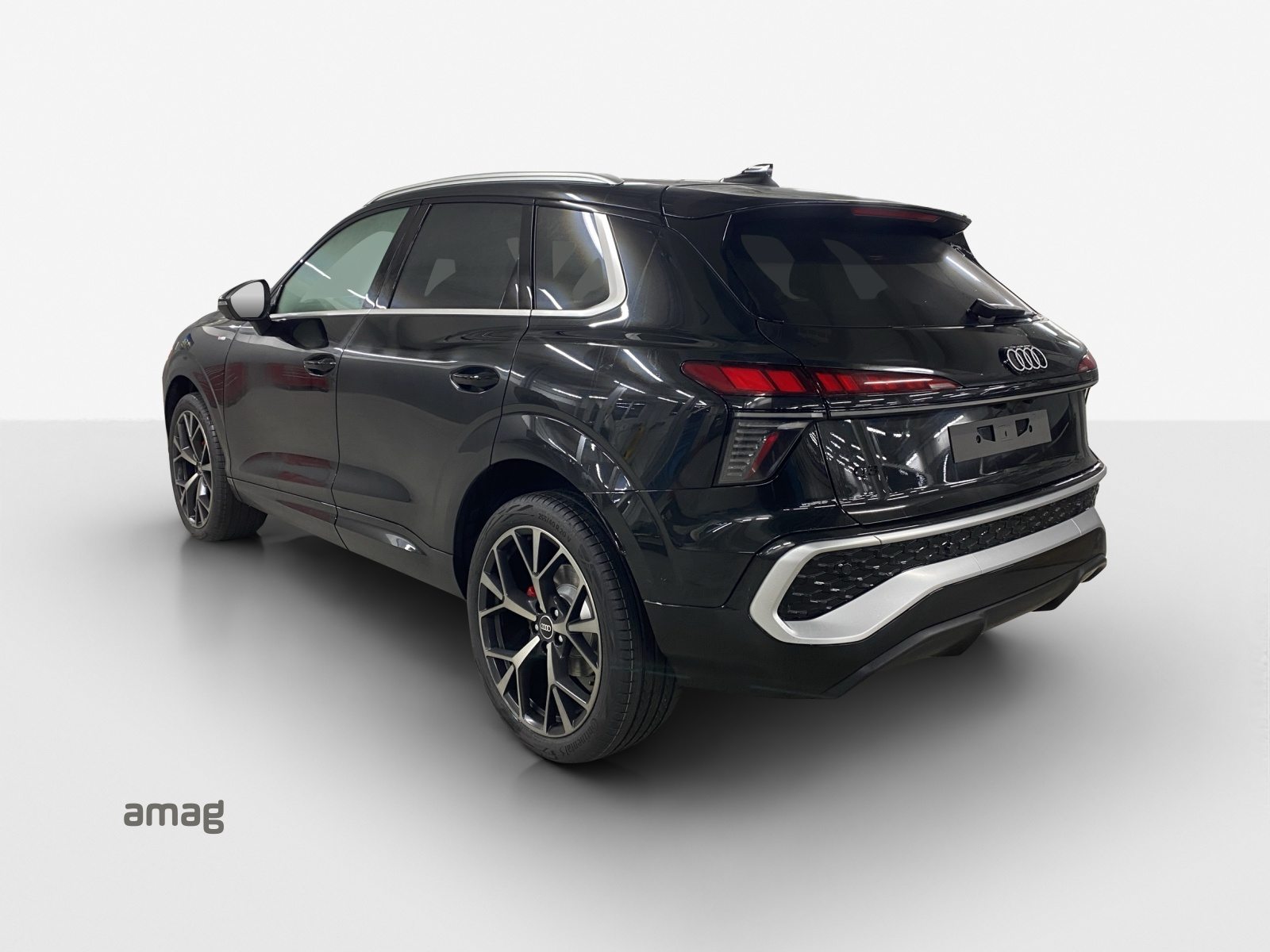 AUDI Q3 SUV TFSI 110 kW, Petrol, Ex-demonstrator, Automatic - 3