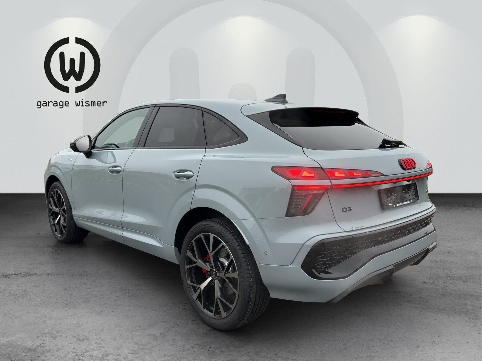 AUDI Q3 SB TFSI 195 kW, Benzin, Vorführwagen, Automatik - 3
