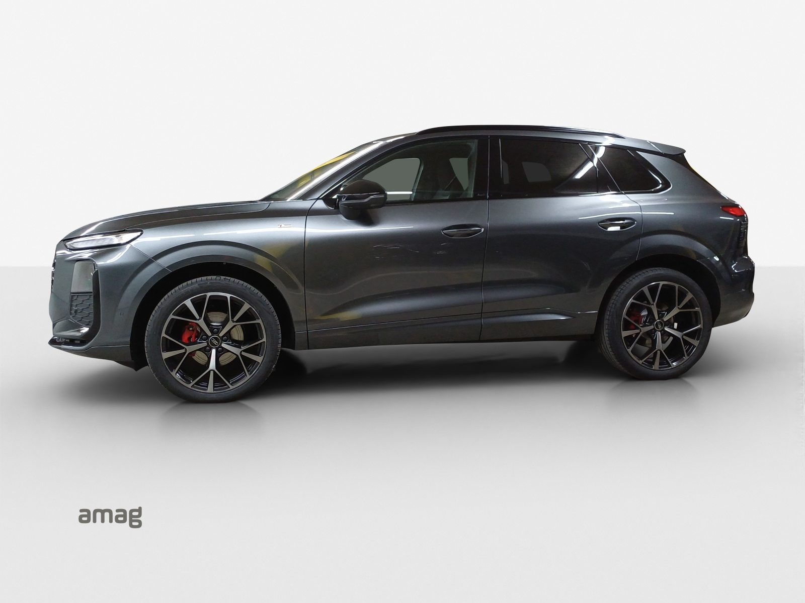 AUDI Q3 SUV TFSI 110 kW, Benzin, Vorführwagen, Automatik - 2