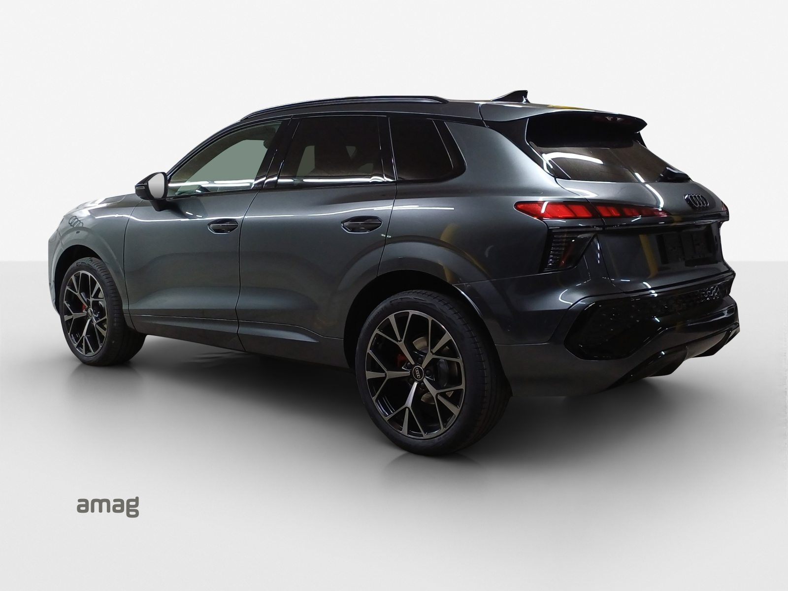 AUDI Q3 SUV TFSI 110 kW, Benzin, Vorführwagen, Automatik - 3