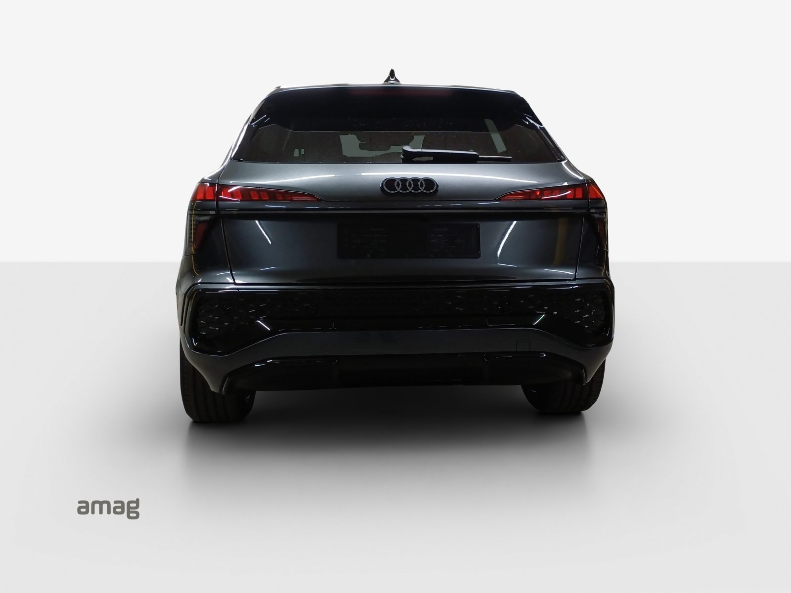 AUDI Q3 SUV TFSI 110 kW, Benzin, Vorführwagen, Automatik - 4