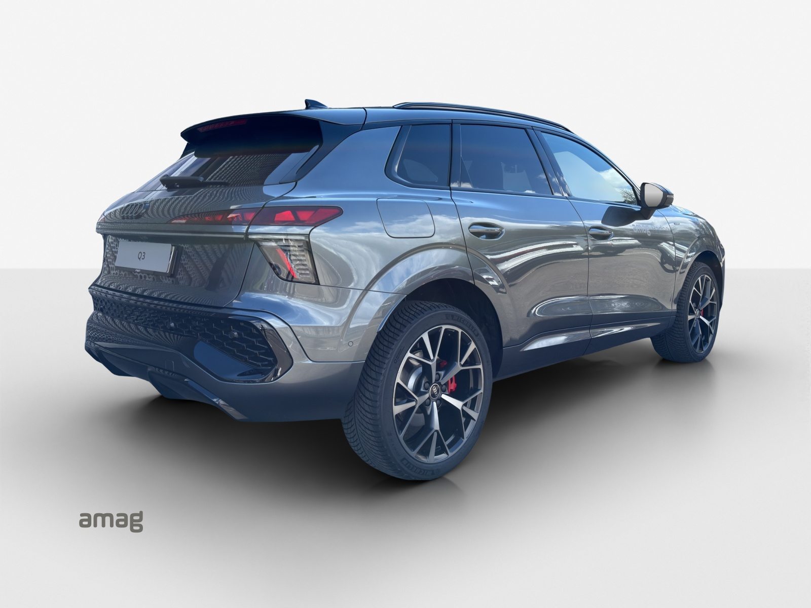 AUDI Q3 SUV e-hybrid 200 kW, Full-Hybrid Petrol/Electric, Ex-demonstrator, Automatic - 5