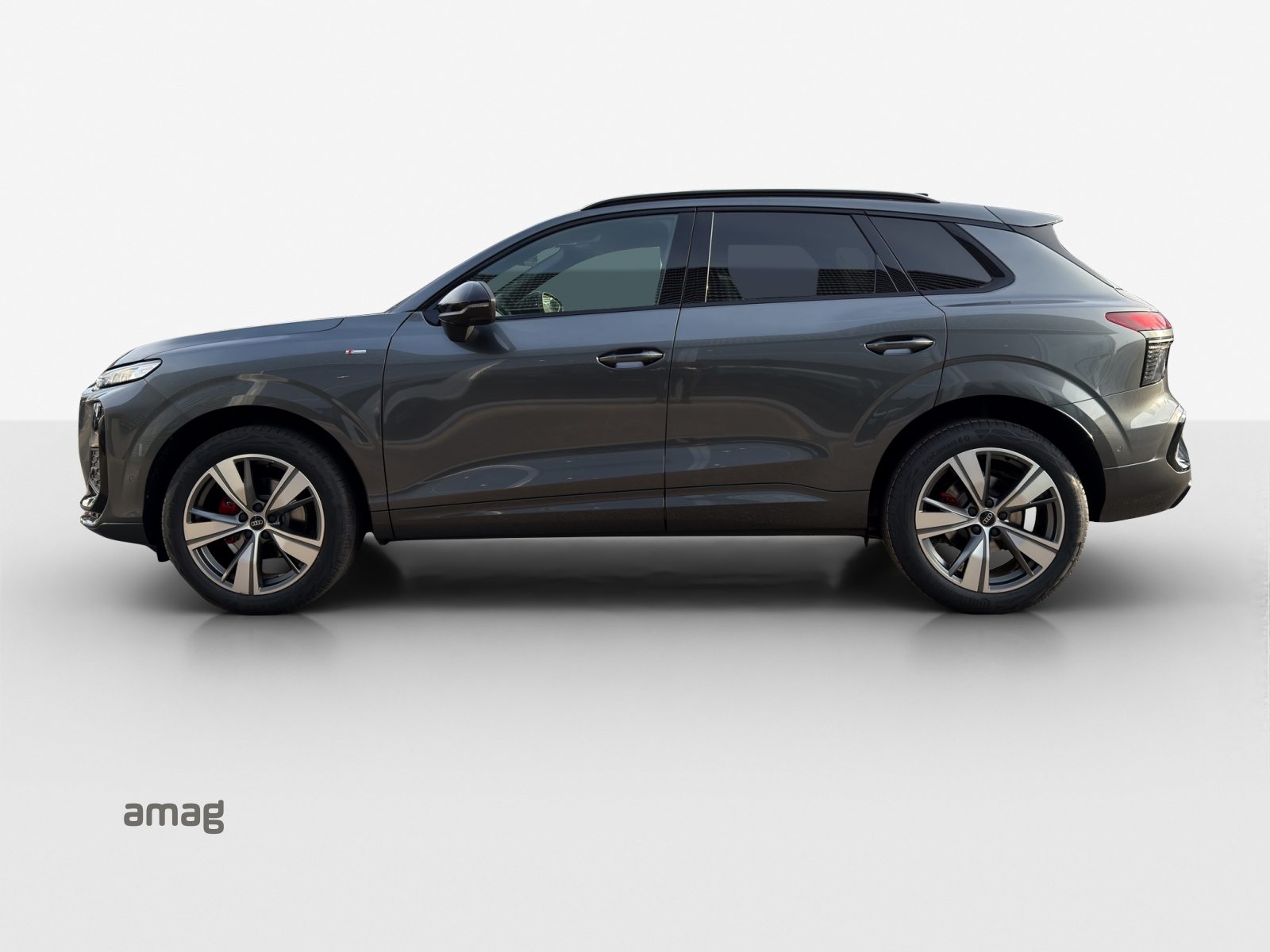 AUDI Q3 SUV TFSI 110 kW, Benzin, Vorführwagen, Automatik - 2