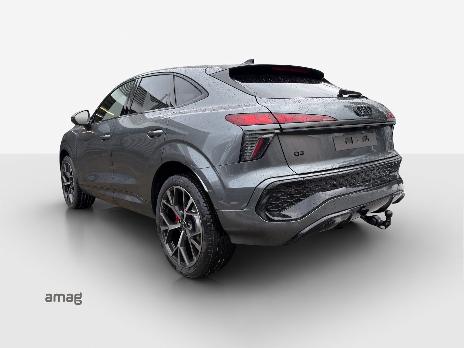 AUDI Q3 SB TFSI 195 kW, Petrol, Ex-demonstrator, Automatic - 3