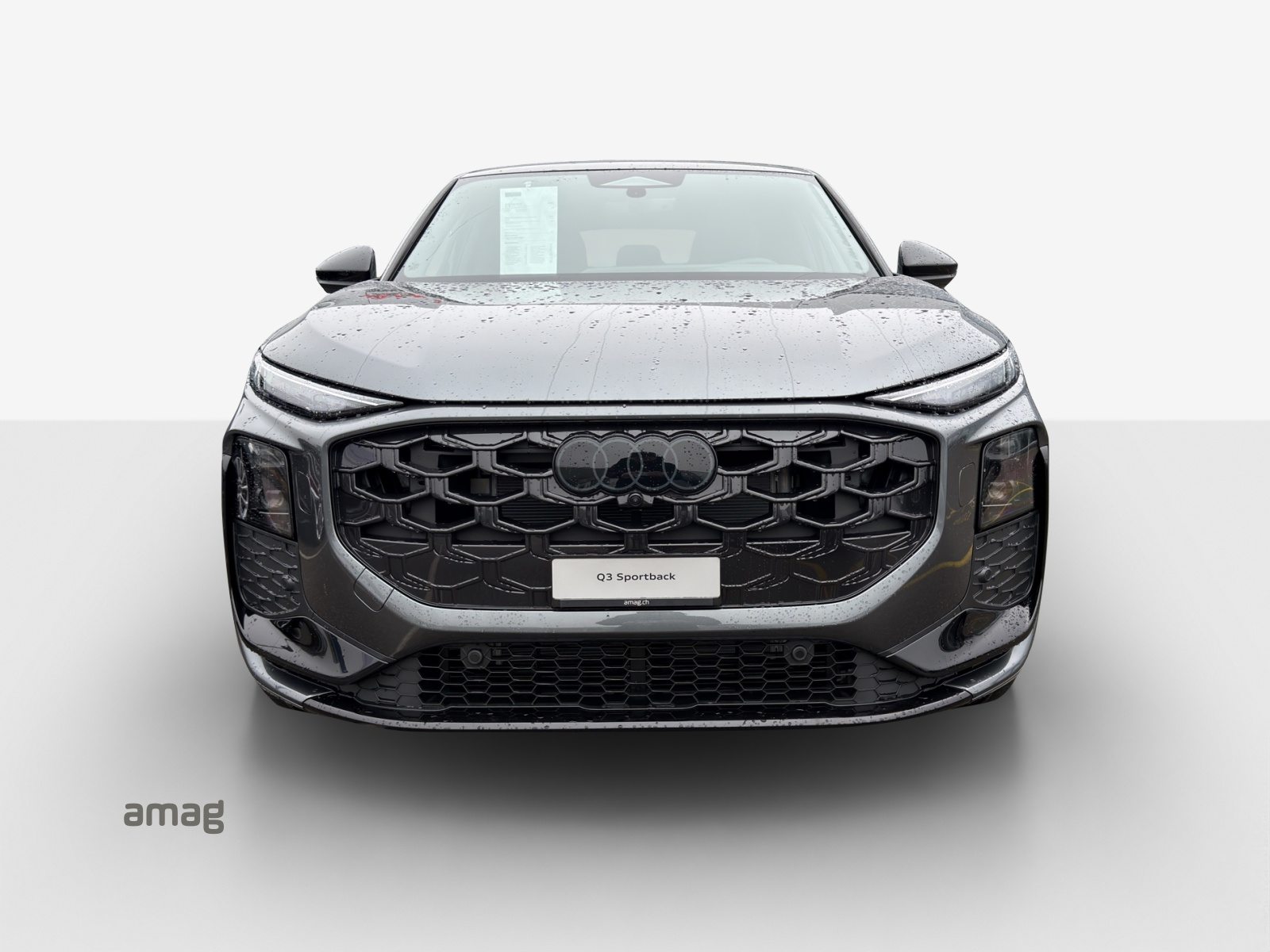 AUDI Q3 SB TFSI 195 kW, Benzin, Vorführwagen, Automatik - 7
