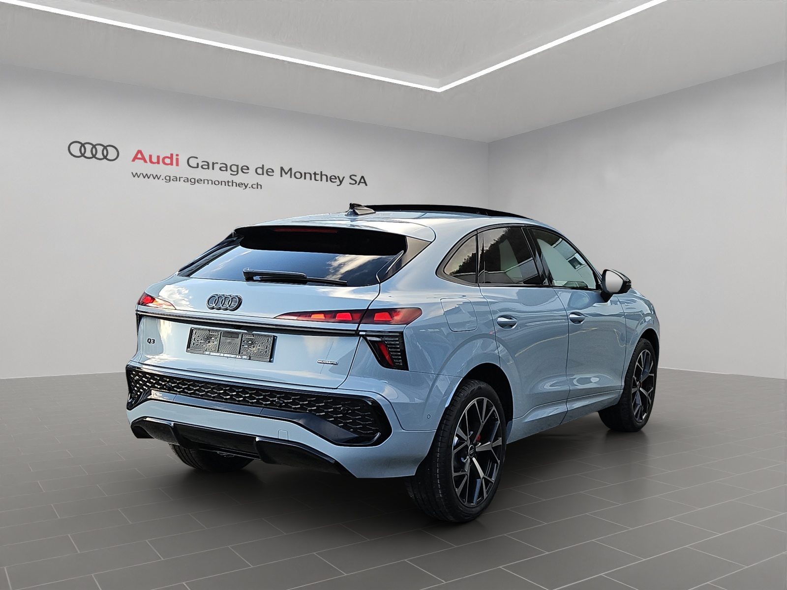 AUDI Q3 SB TFSI 195 kW, Benzin, Vorführwagen, Automatik - 4
