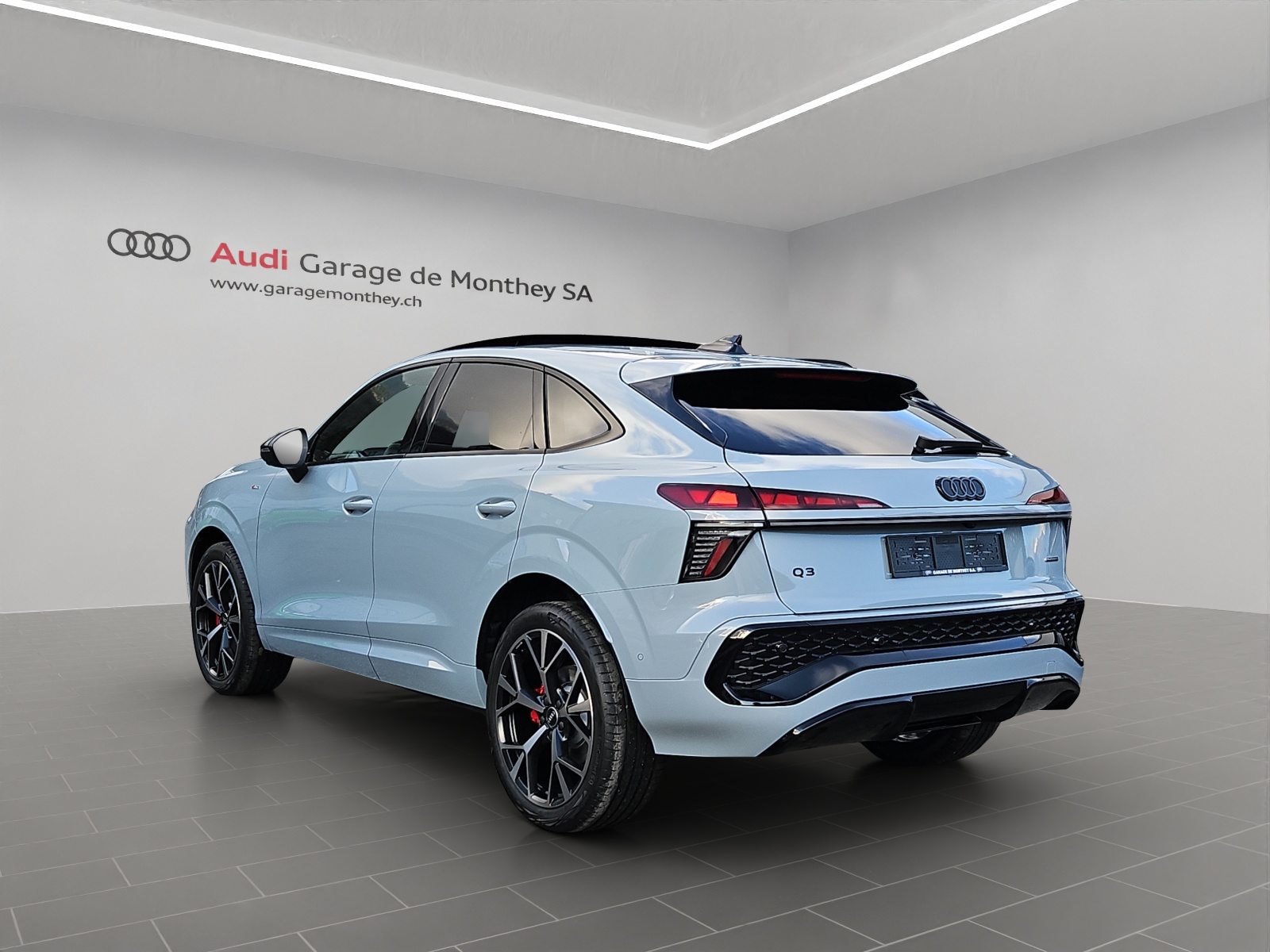 AUDI Q3 SB TFSI 195 kW, Benzin, Vorführwagen, Automatik - 6
