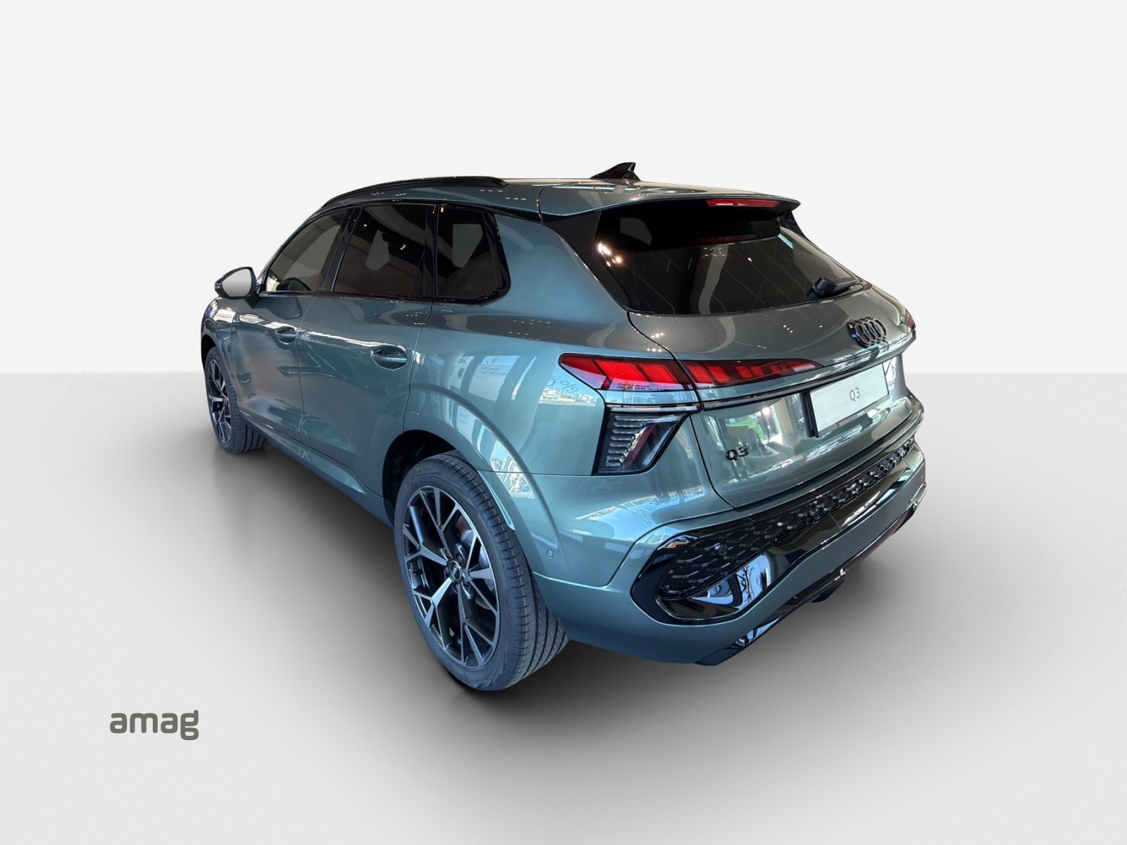 AUDI Q3 SUV TFSI 110 kW, Benzin, Vorführwagen, Automatik - 3