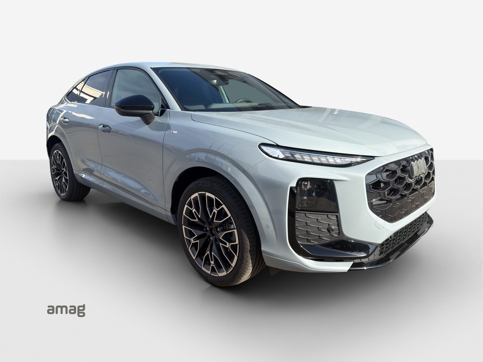 AUDI Q3 SB TFSI 110 kW, Essence, Voiture de démonstration, Automatique - 6
