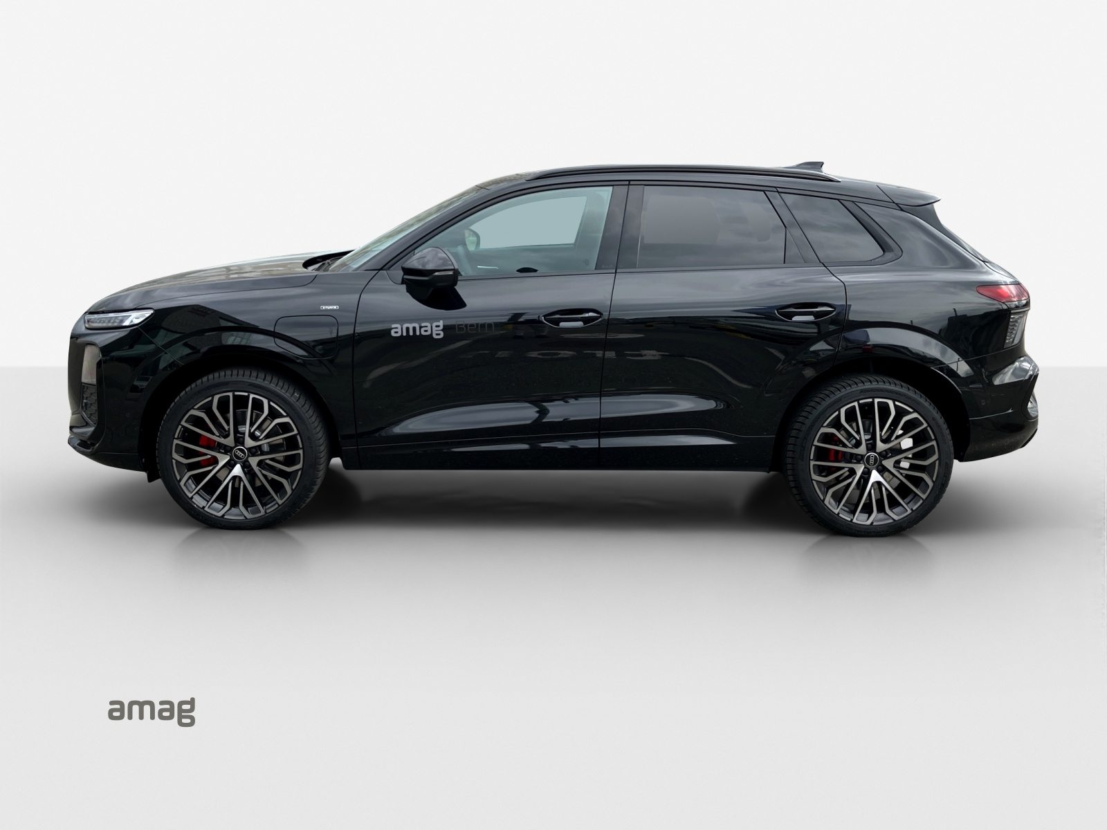 AUDI Q3 SUV e-hybrid 200 kW, Hybride Intégral Essence/Électricité, Voiture de démonstration, Automatique - 2