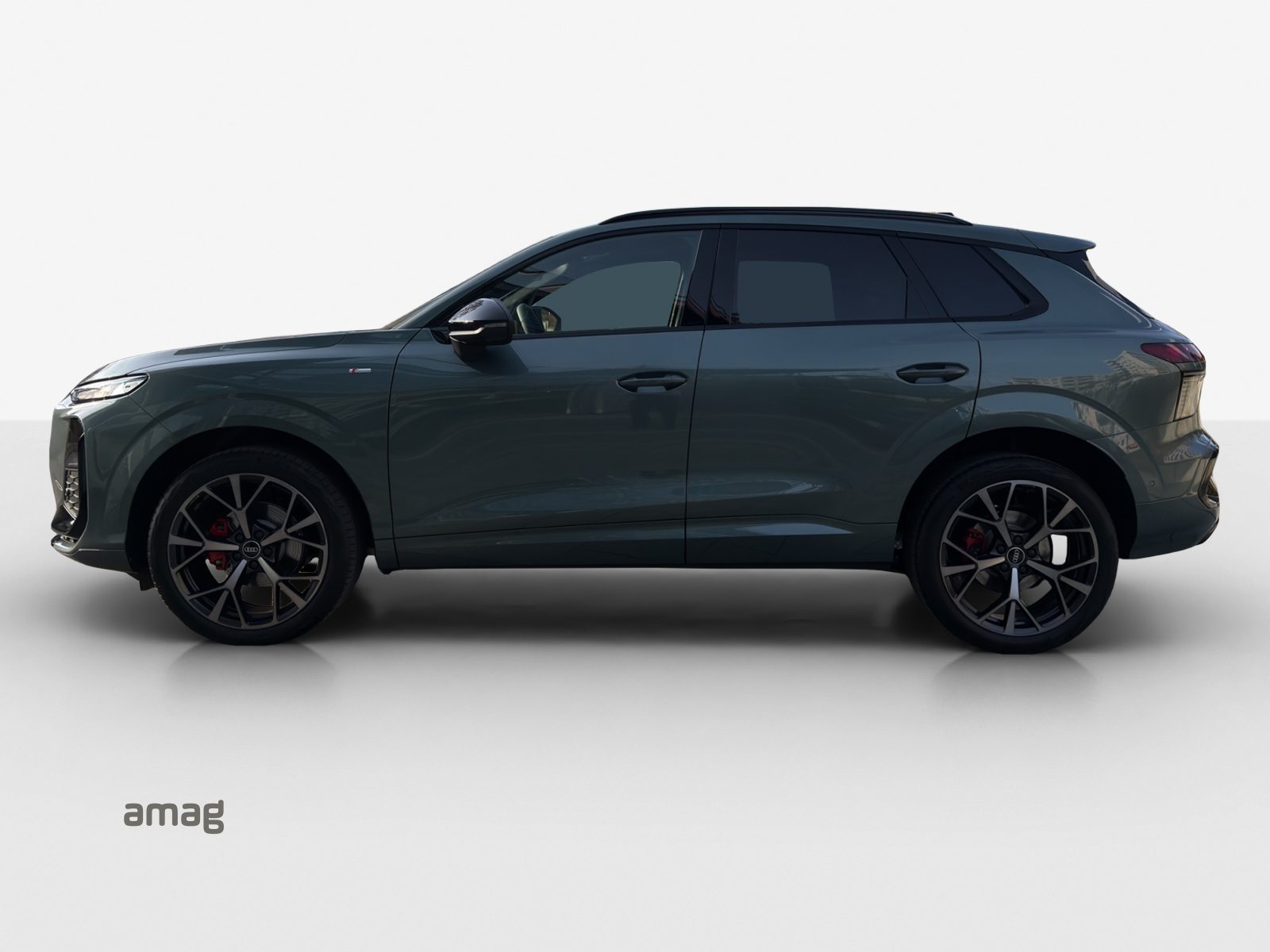 AUDI Q3 SUV TFSI 110 kW, Petrol, Ex-demonstrator, Automatic - 2