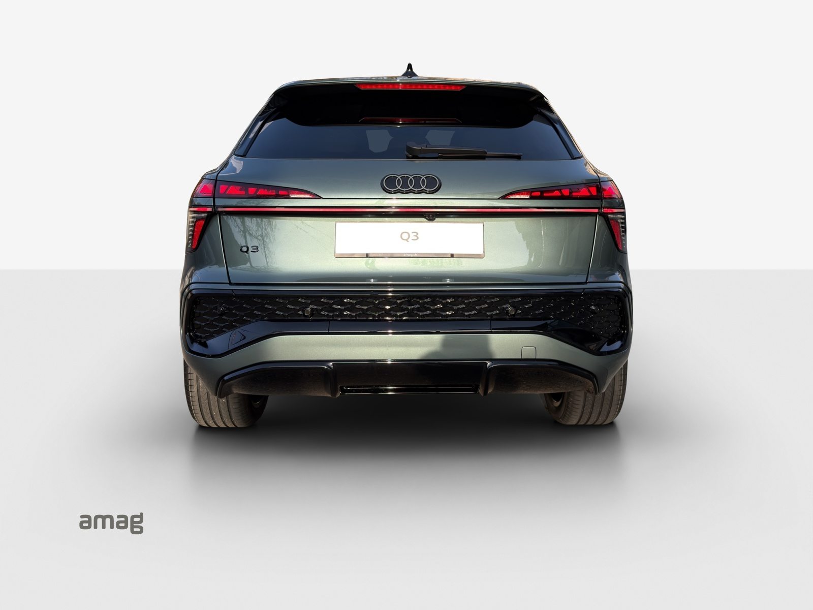 AUDI Q3 SUV TFSI 110 kW, Petrol, Ex-demonstrator, Automatic - 4