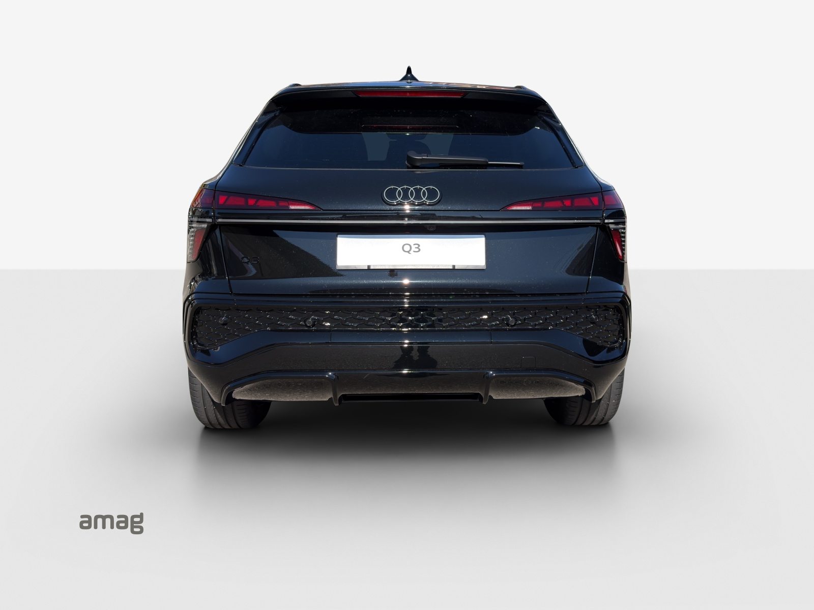 AUDI Q3 SUV TFSI 110 kW, Benzin, Vorführwagen, Automatik - 4