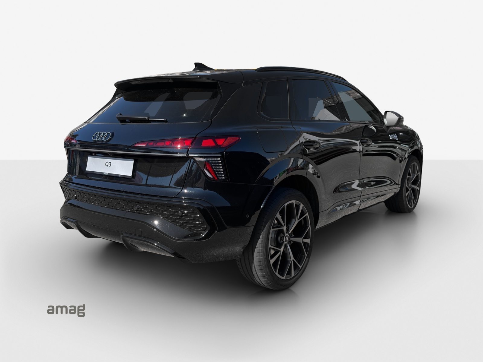 AUDI Q3 SUV TFSI 110 kW, Benzin, Vorführwagen, Automatik - 5