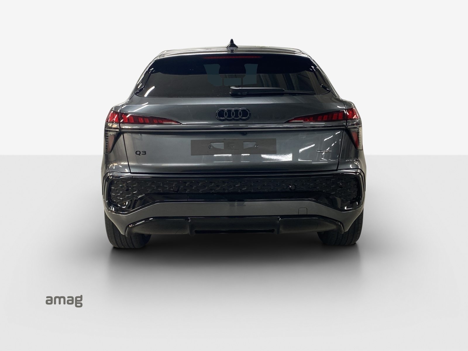 AUDI Q3 SB TFSI 195 kW, Petrol, Ex-demonstrator, Automatic - 4