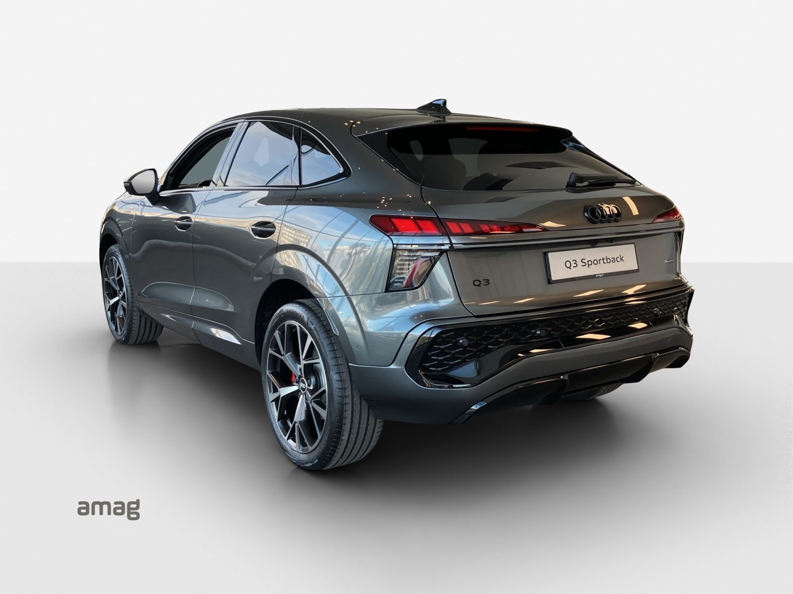 AUDI Q3 SB TFSI 195 kW, Benzin, Vorführwagen, Automatik - 3