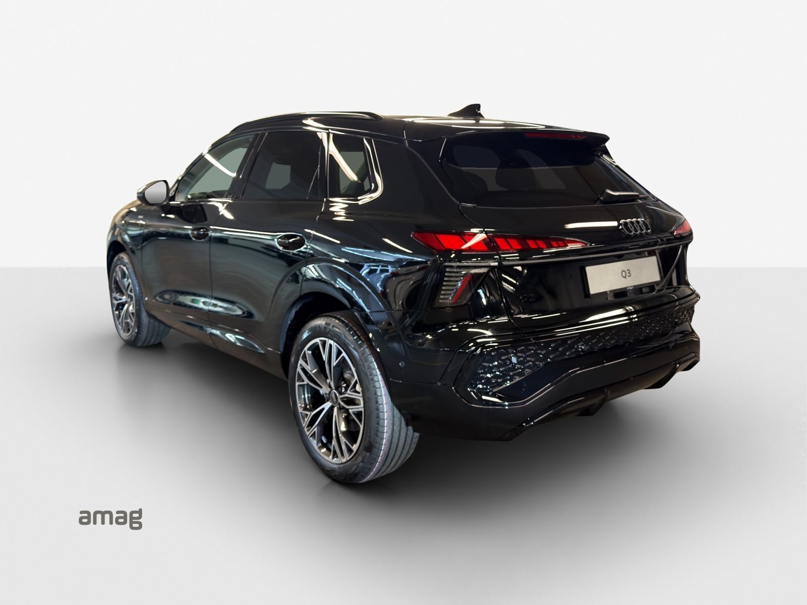 AUDI Q3 SUV e-hybrid 200 kW, Voll-Hybrid Benzin/Elektro, Vorführwagen, Automatik - 3
