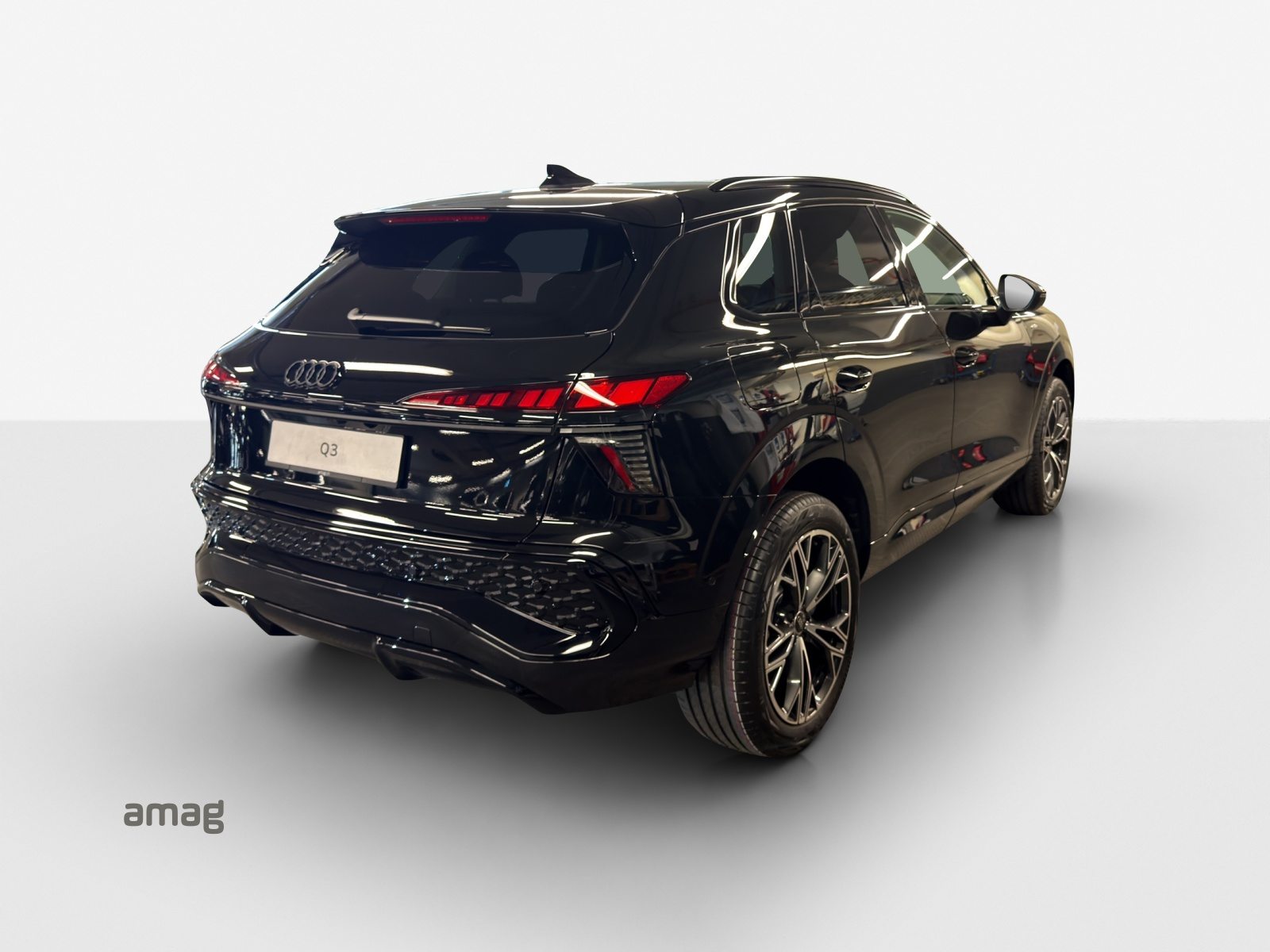 AUDI Q3 SUV e-hybrid 200 kW, Voll-Hybrid Benzin/Elektro, Vorführwagen, Automatik - 5