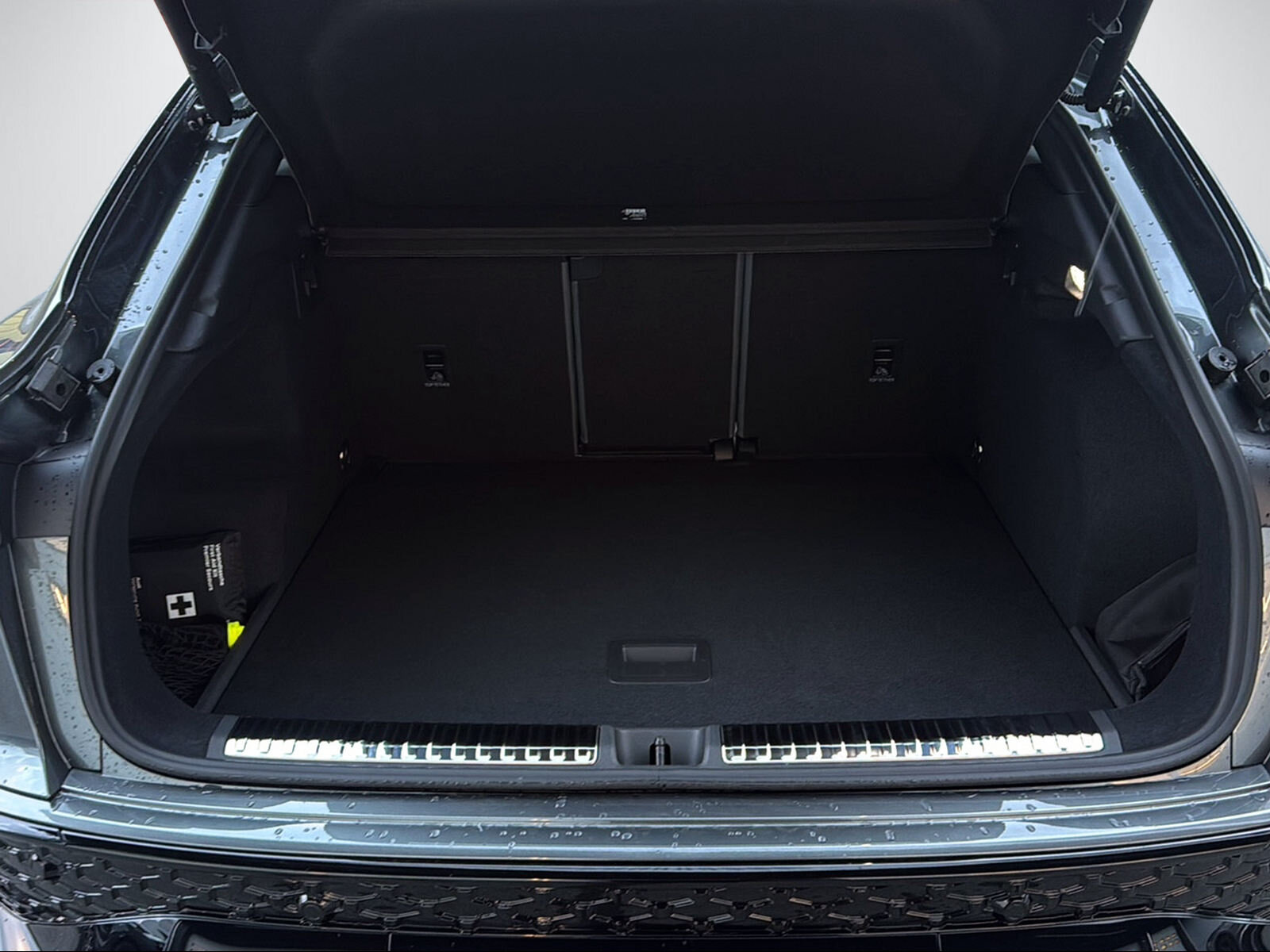 AUDI Q3 SB TFSI quattro 195 kW, Petrol, Ex-demonstrator, Automatic - 7