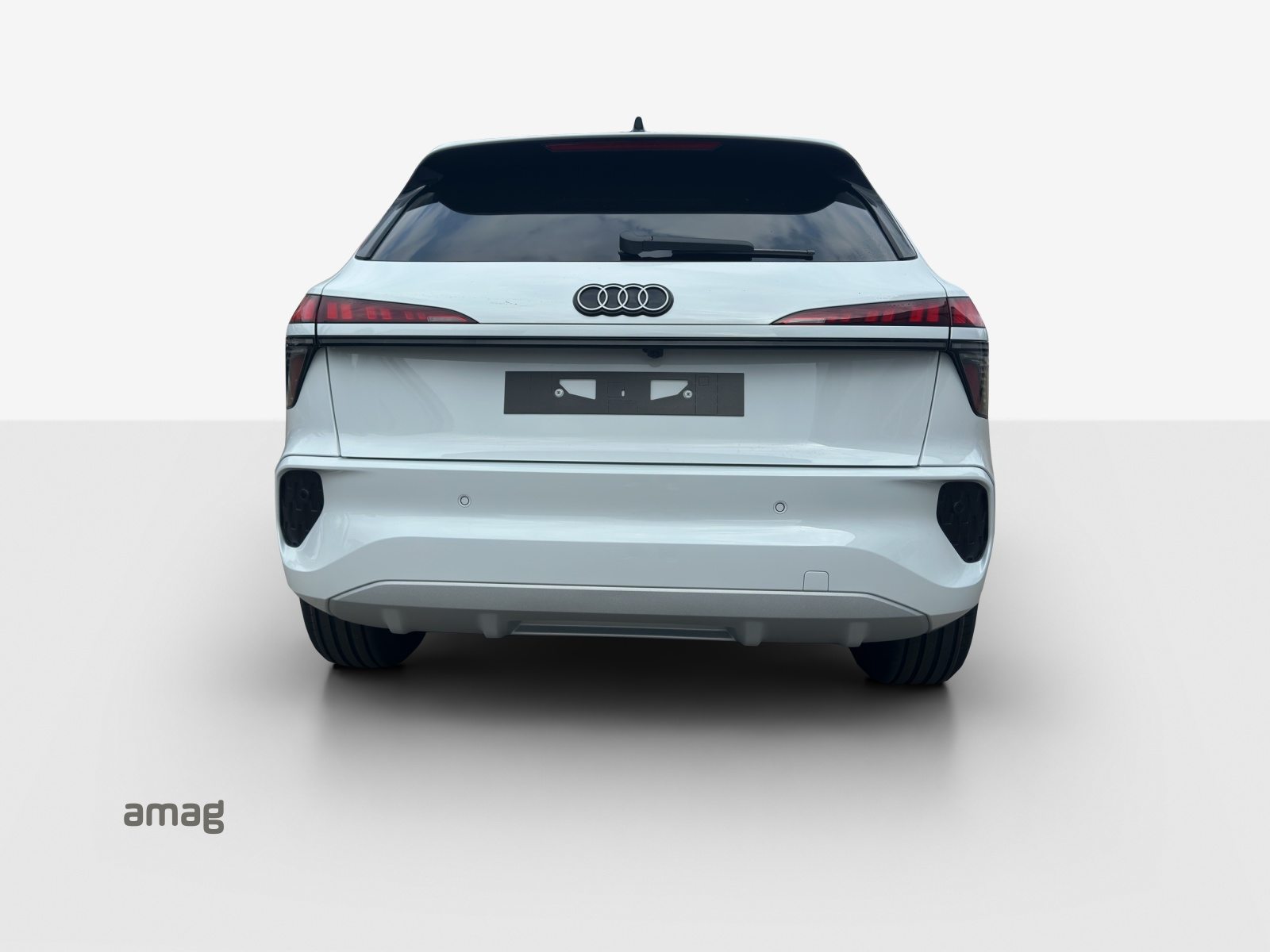 AUDI Q3 SUV TFSI 110 kW, Petrol, Ex-demonstrator, Automatic - 3