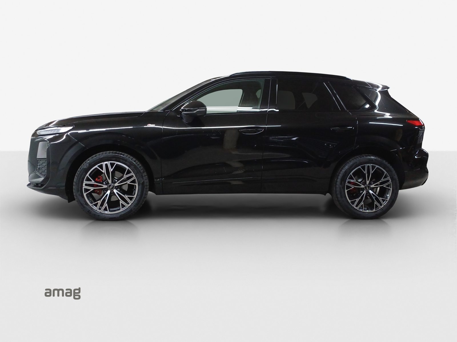 AUDI Q3 SUV TFSI 110 kW, Benzina, Auto dimostrativa, Automatico - 2