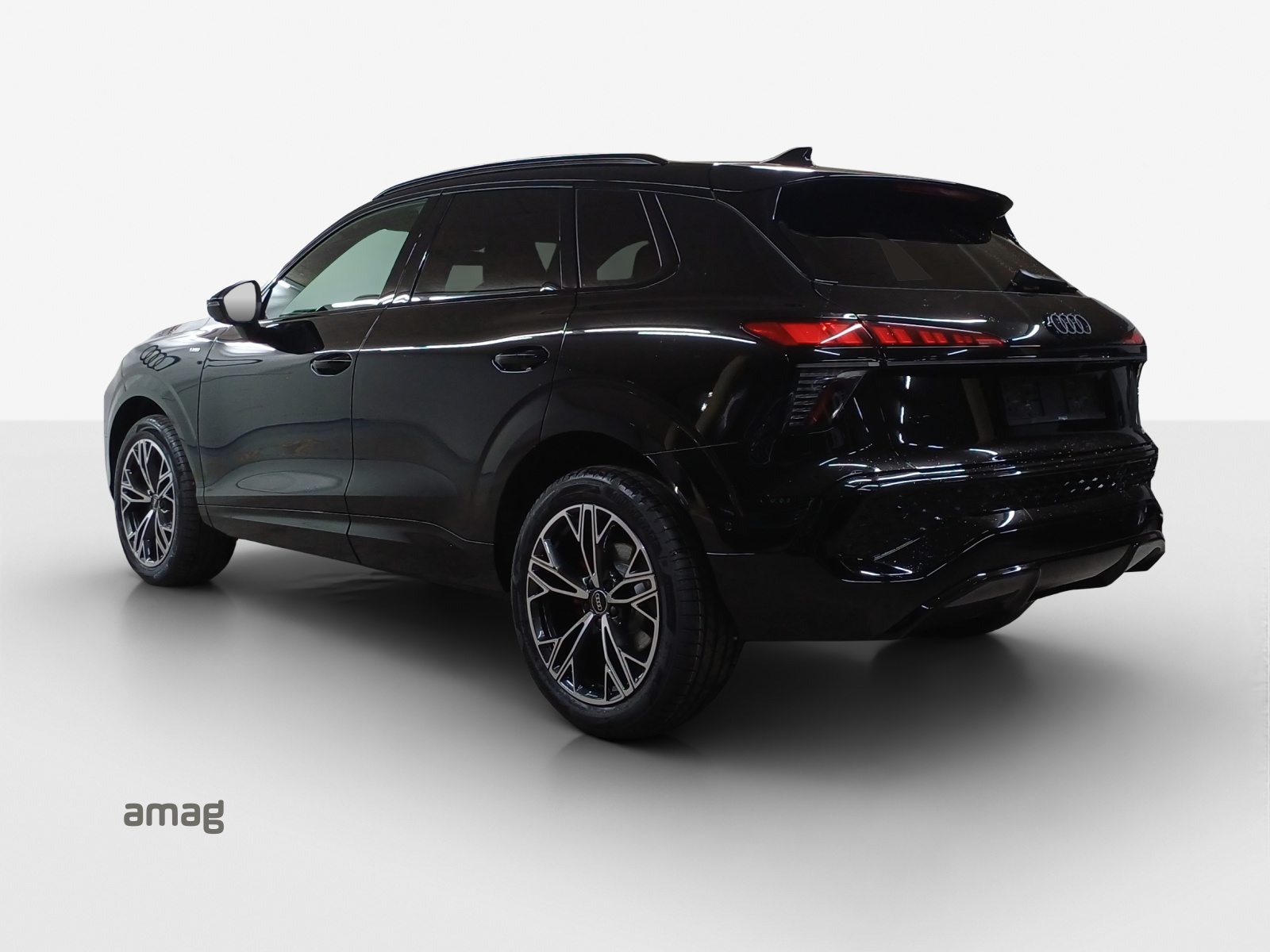 AUDI Q3 SUV TFSI 110 kW, Benzina, Auto dimostrativa, Automatico - 3