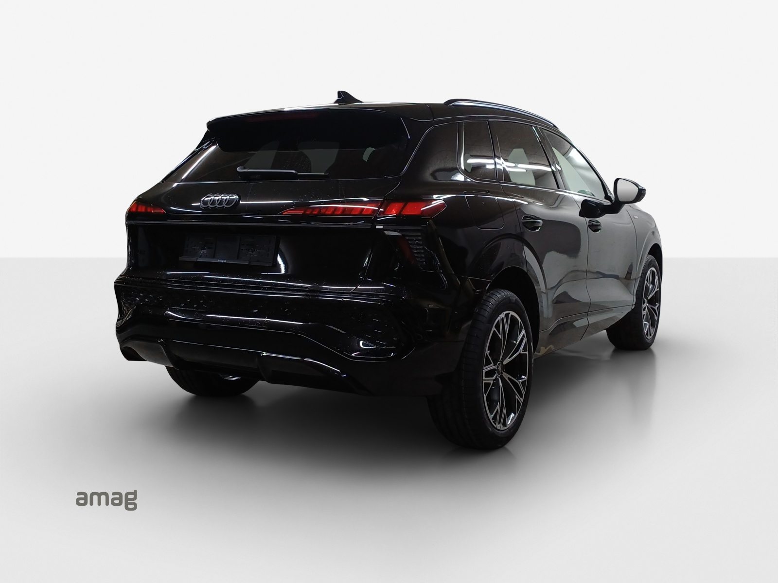 AUDI Q3 SUV TFSI 110 kW, Benzina, Auto dimostrativa, Automatico - 5