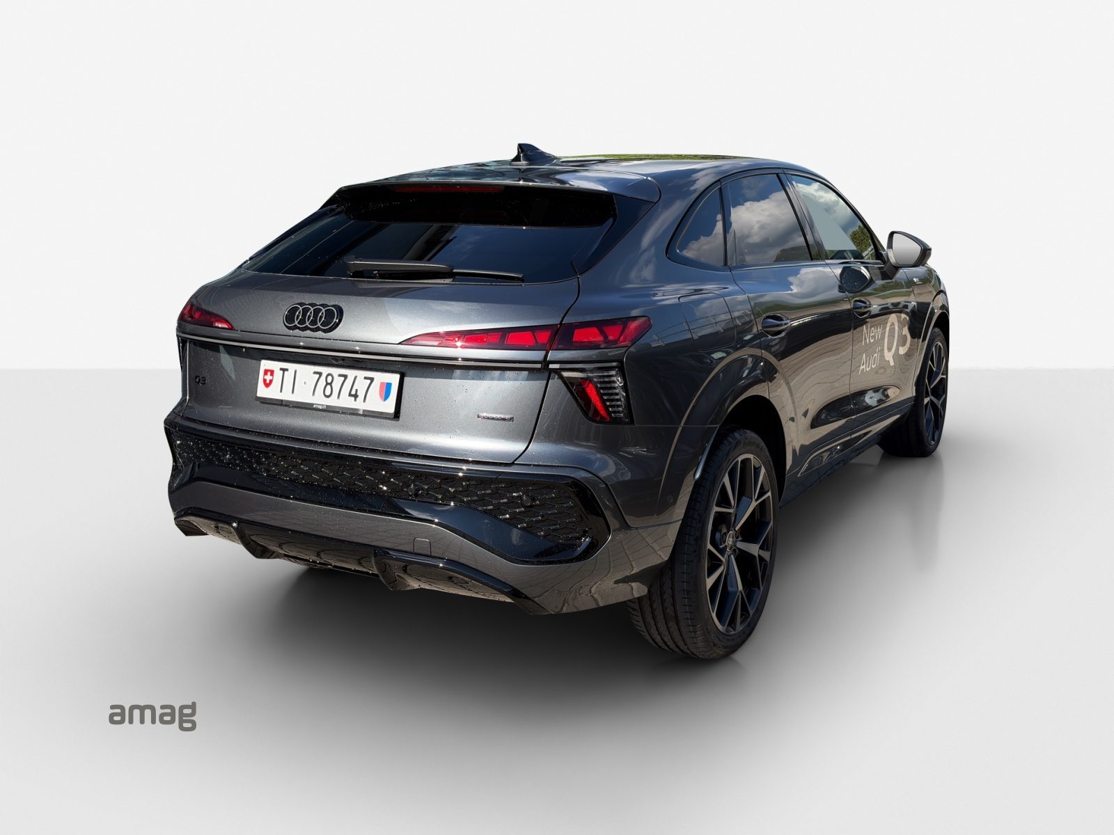 AUDI Q3 SB TFSI 195 kW, Petrol, Ex-demonstrator, Automatic - 5