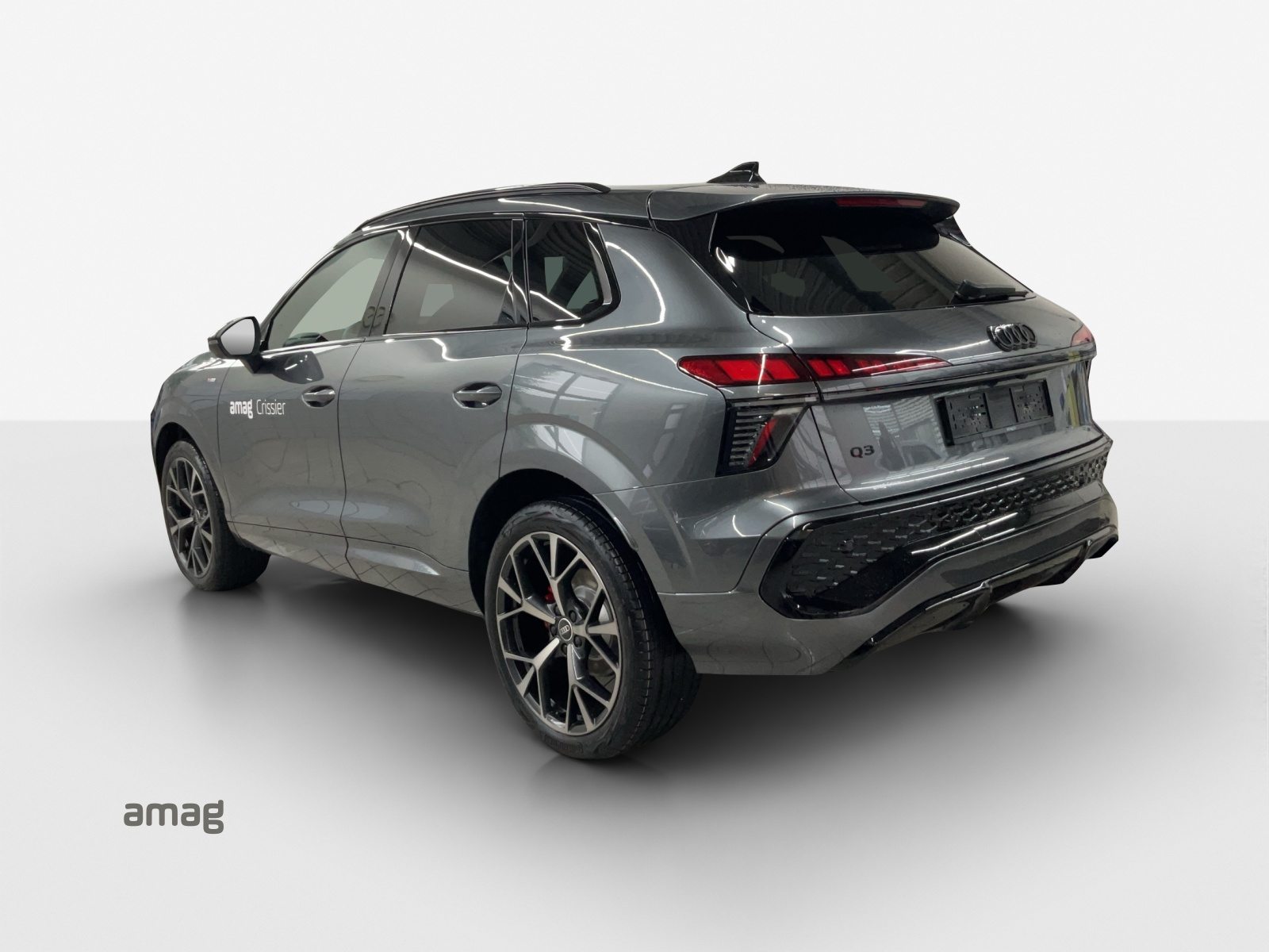 AUDI Q3 SUV TFSI 110 kW, Petrol, Ex-demonstrator, Automatic - 3