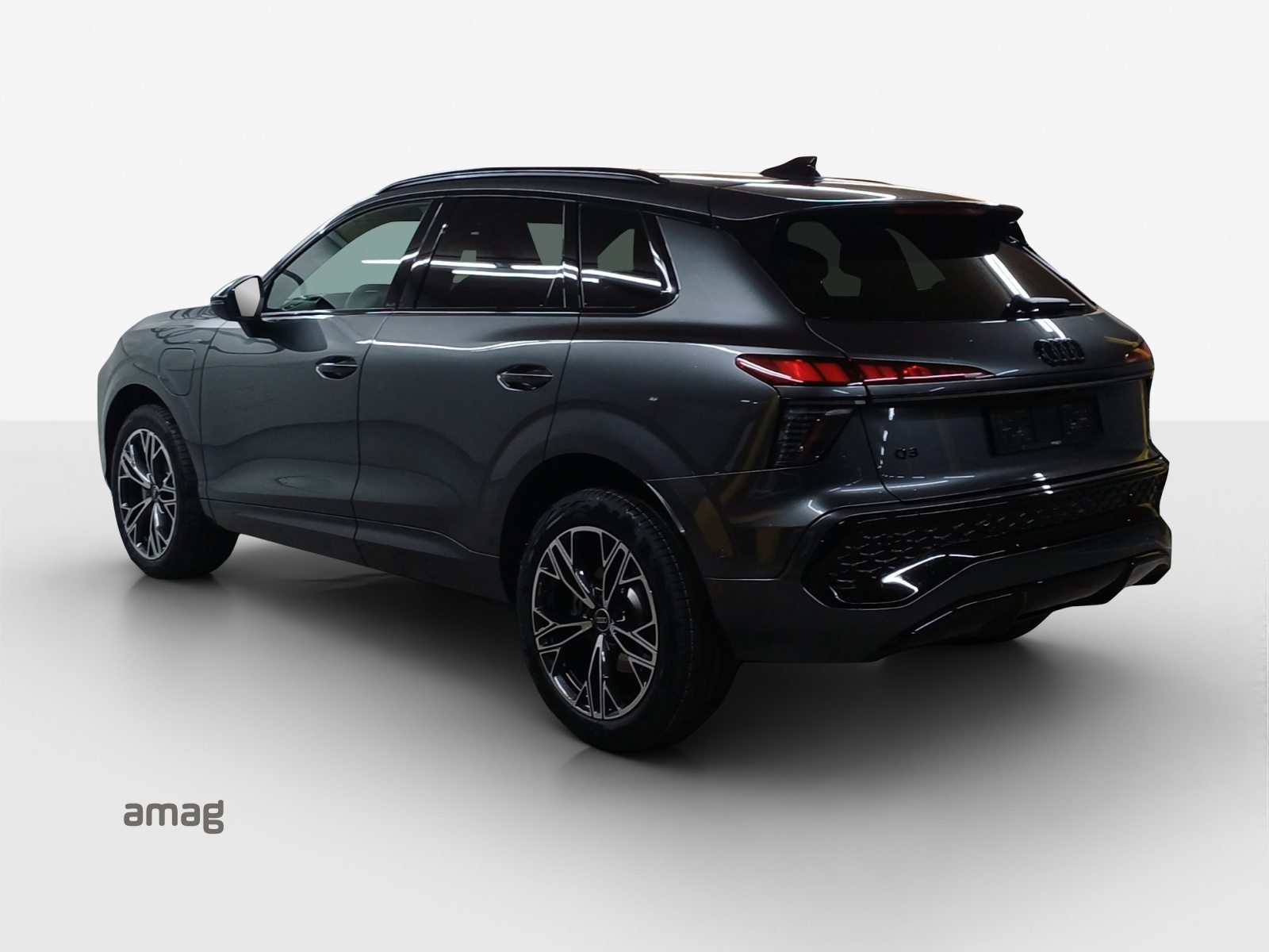 AUDI Q3 SUV e-hybrid 200 kW, Hybride Intégral Essence/Électricité, Voiture de démonstration, Automatique - 3