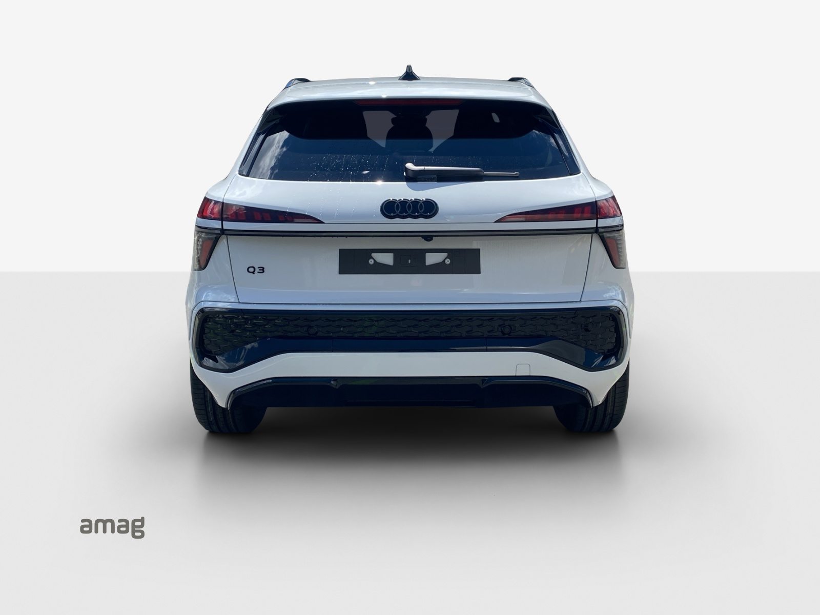 AUDI Q3 SUV TFSI 110 kW, Essence, Voiture de démonstration, Automatique - 4