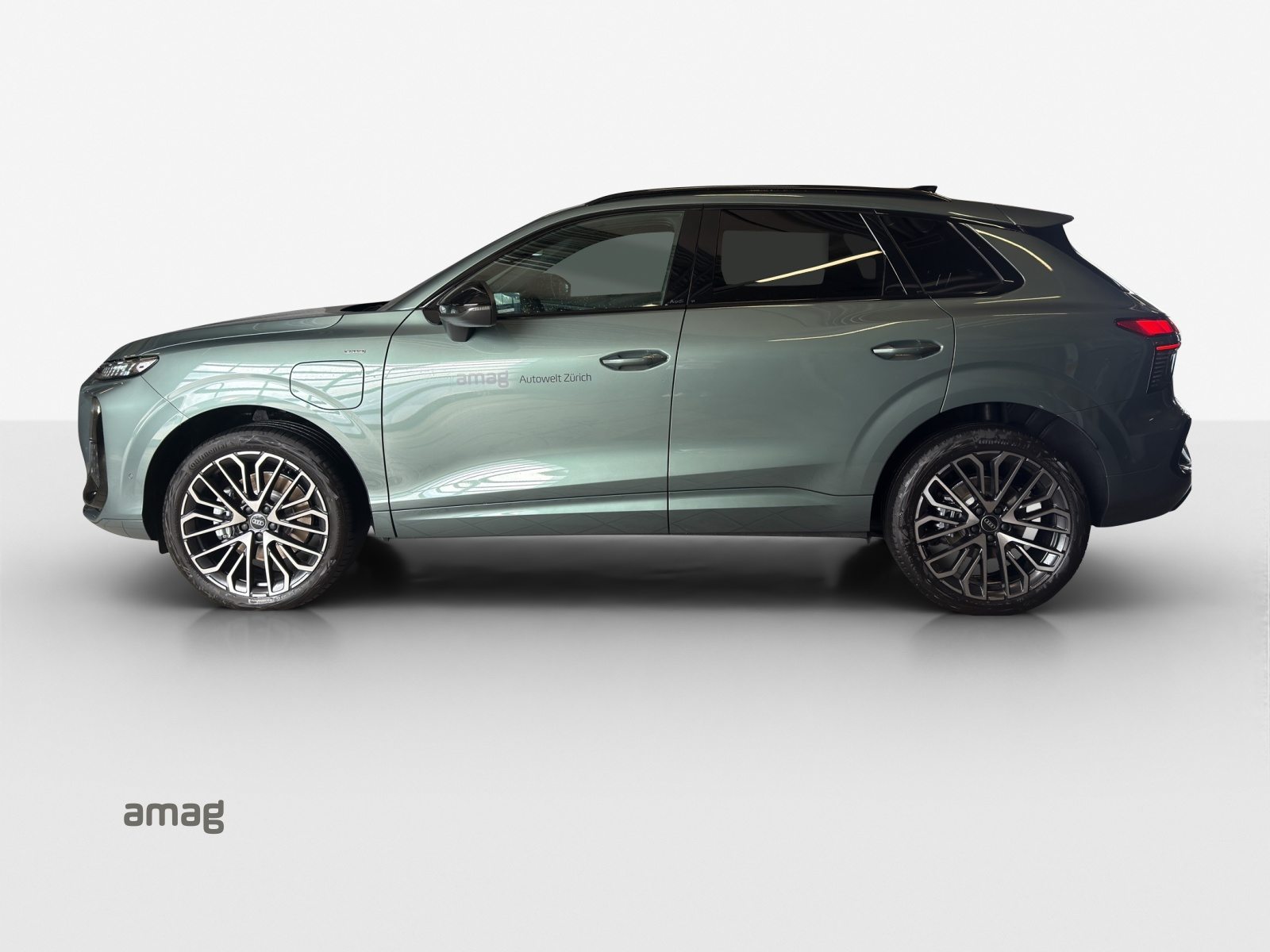 AUDI Q3 SUV e-hybrid 200 kW, Hybride Integrale Benzina/Elettrica, Auto dimostrativa, Automatico - 2