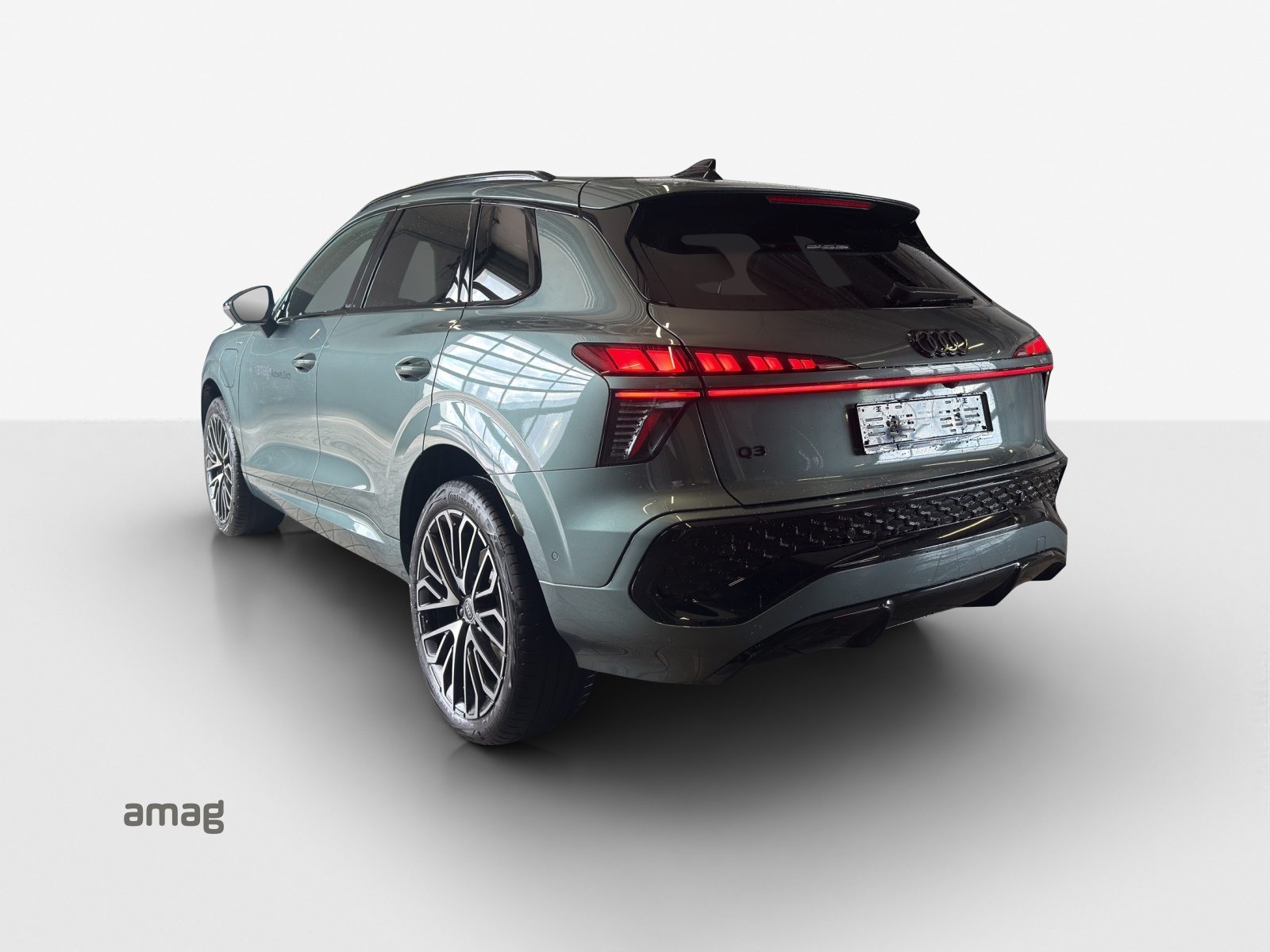 AUDI Q3 SUV e-hybrid 200 kW, Hybride Integrale Benzina/Elettrica, Auto dimostrativa, Automatico - 3