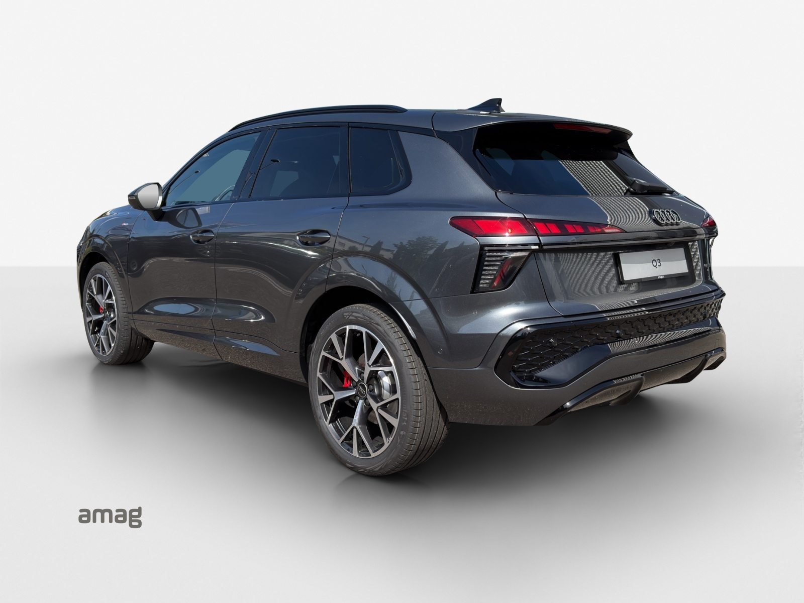 AUDI Q3 SUV TFSI 195 kW, Benzin, Vorführwagen, Automatik - 3
