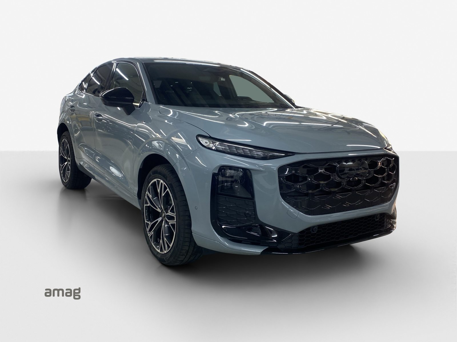 AUDI Q3 SB TFSI 195 kW, Essence, Voiture de démonstration, Automatique - 6