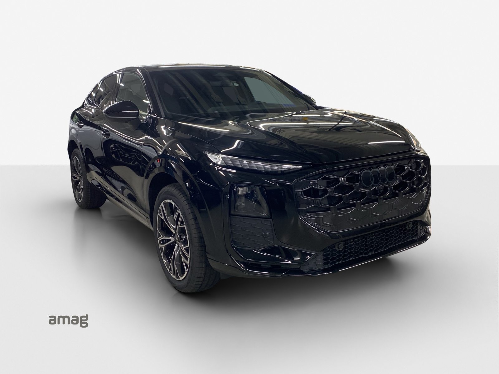 AUDI Q3 SB TFSI 195 kW, Benzin, Vorführwagen, Automatik - 6