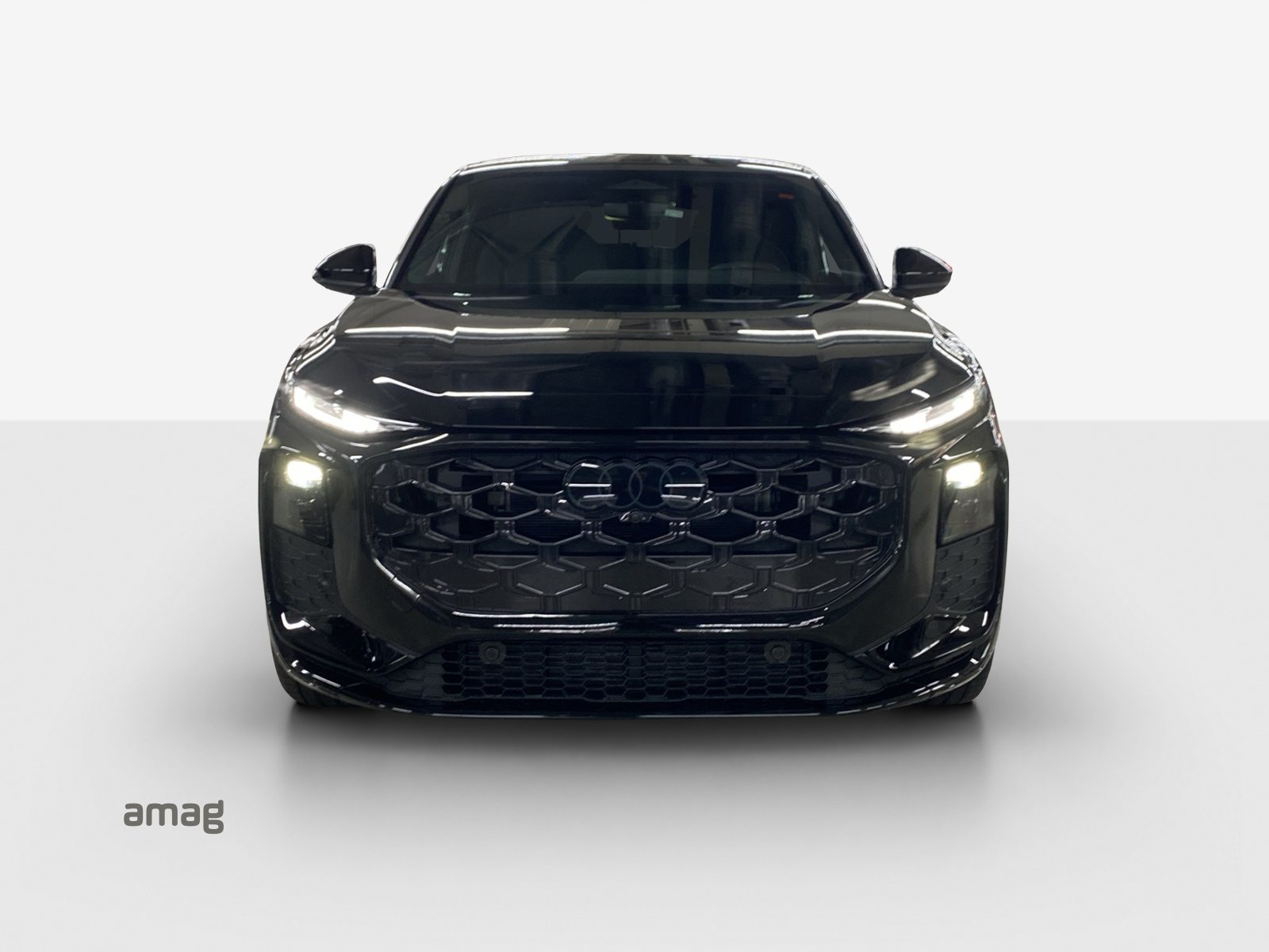 AUDI Q3 SB TFSI 195 kW, Benzin, Vorführwagen, Automatik - 7