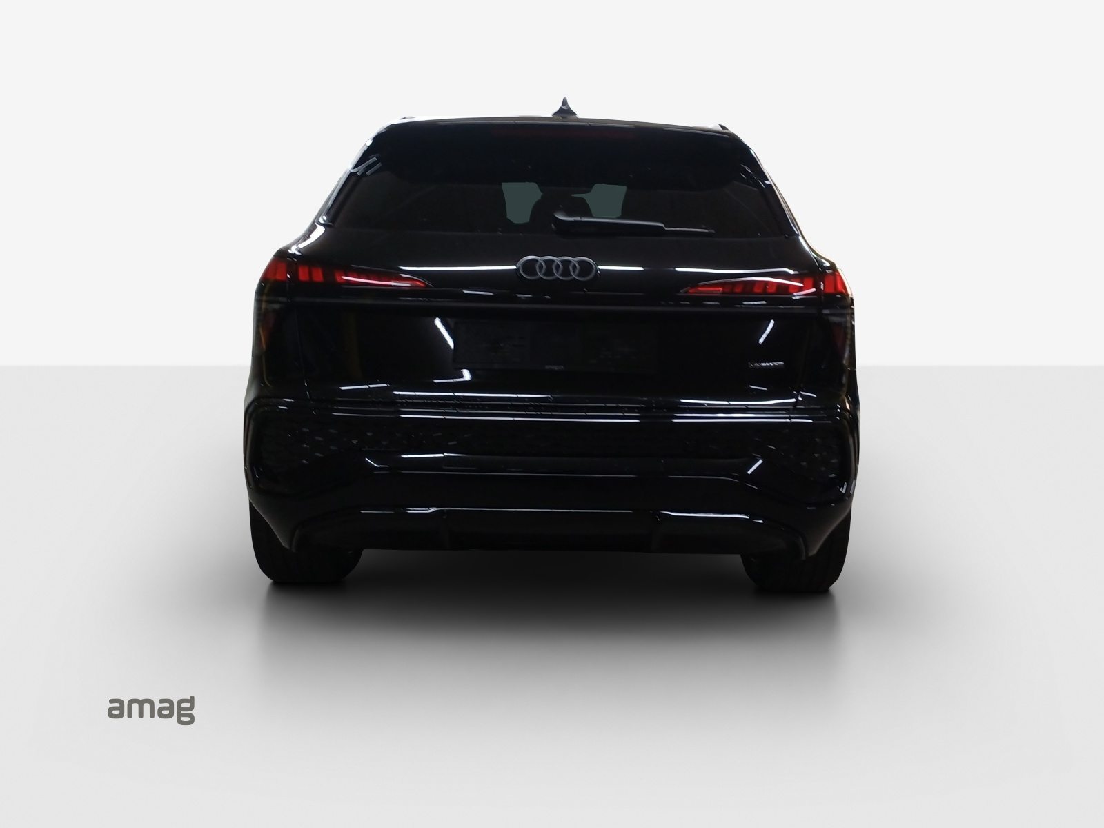 AUDI Q3 SUV TFSI 195 kW, Benzin, Vorführwagen, Automatik - 4