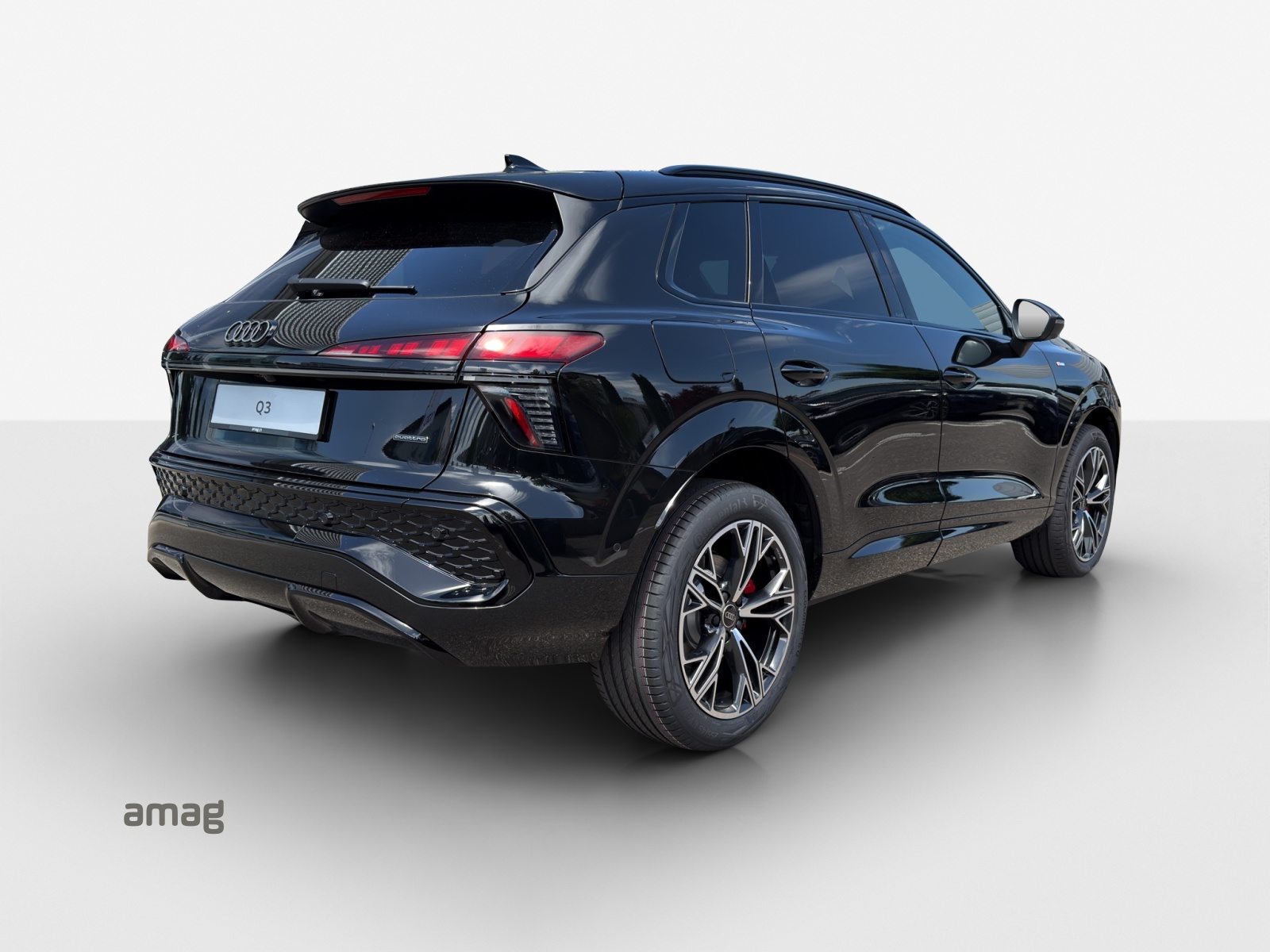 AUDI Q3 SUV TFSI 195 kW, Essence, Voiture de démonstration, Automatique - 5