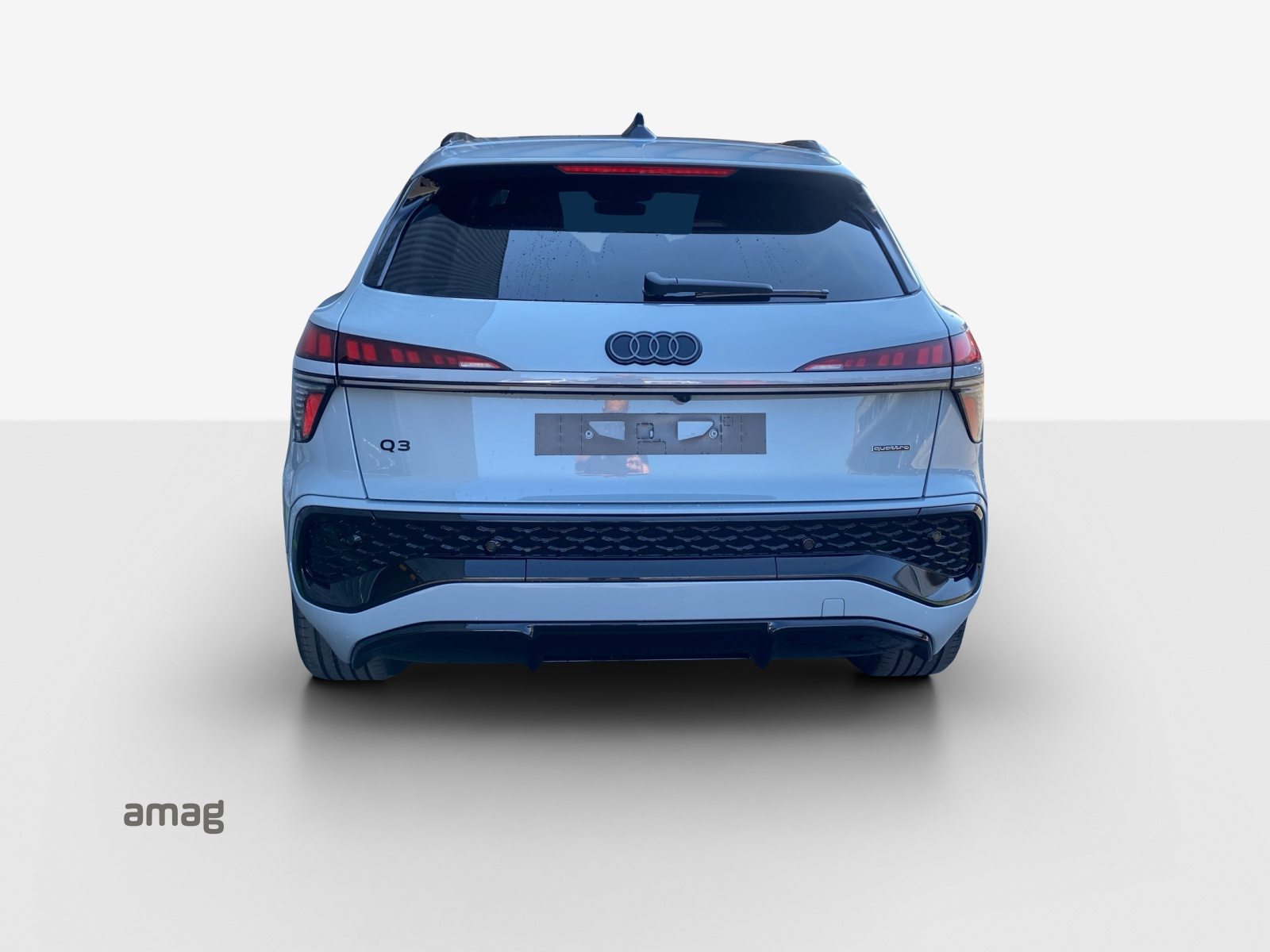 AUDI Q3 SUV TFSI 195 kW, Benzin, Vorführwagen, Automatik - 4