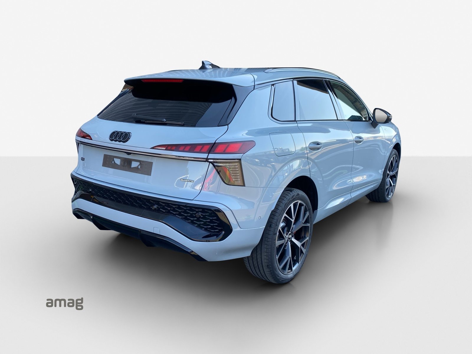 AUDI Q3 SUV TFSI 195 kW, Benzin, Vorführwagen, Automatik - 5