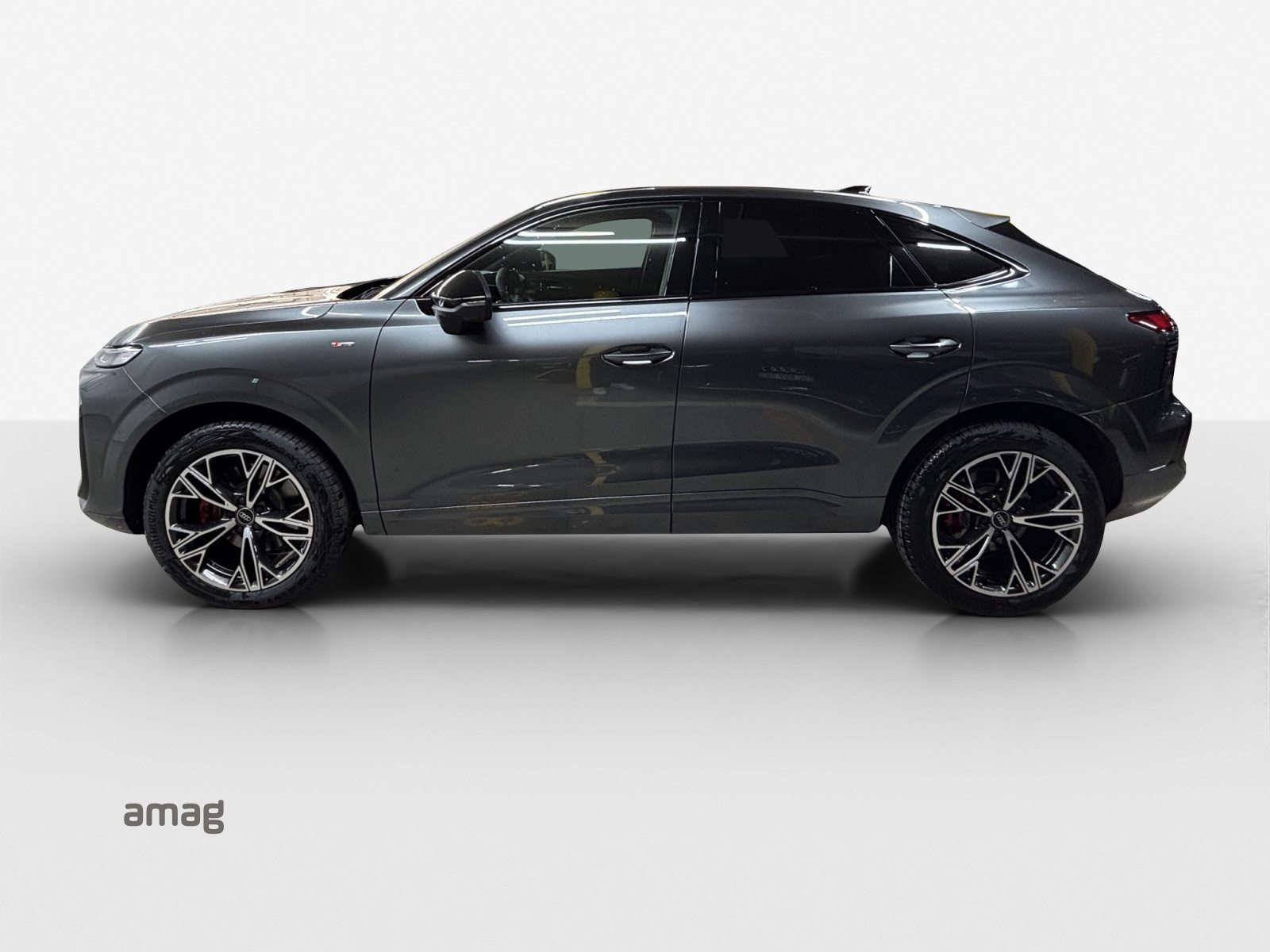 AUDI Q3 SB TFSI 195 kW, Essence, Voiture de démonstration, Automatique - 2