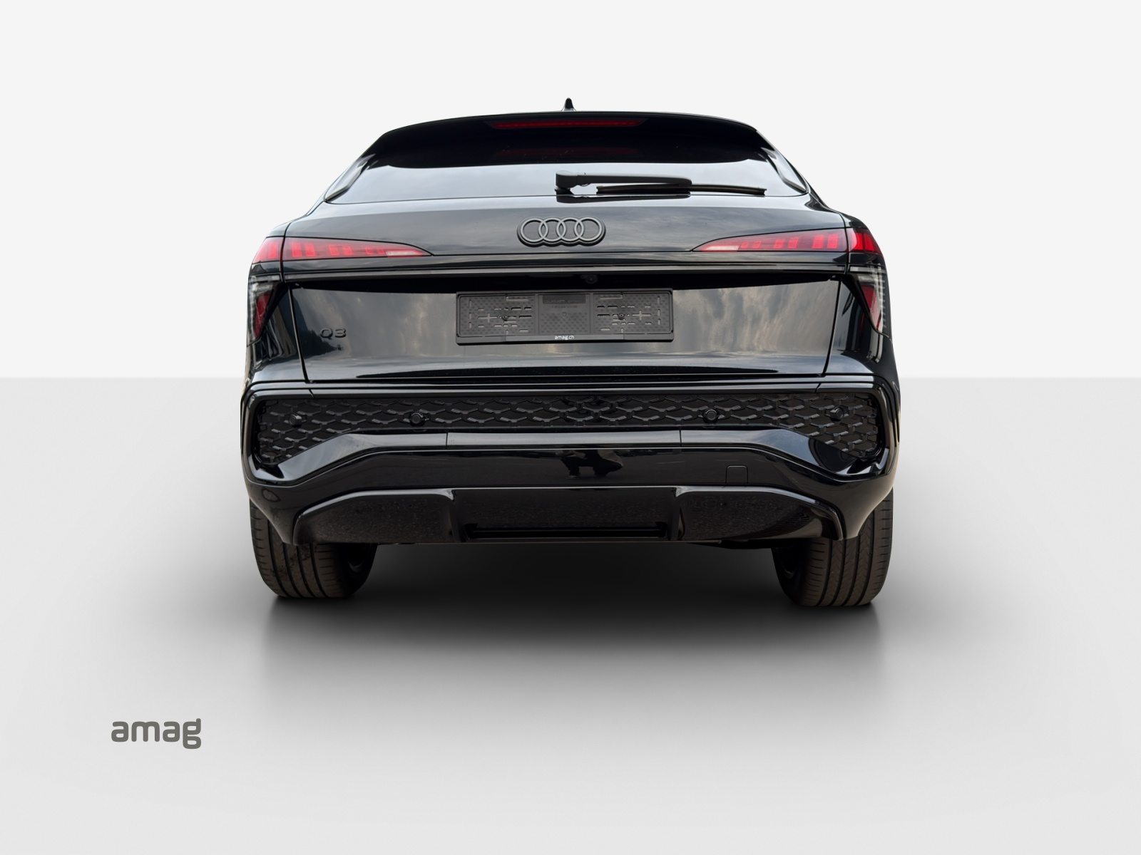 AUDI Q3 SB e-hybrid 200 kW, Voll-Hybrid Benzin/Elektro, Vorführwagen, Automatik - 4