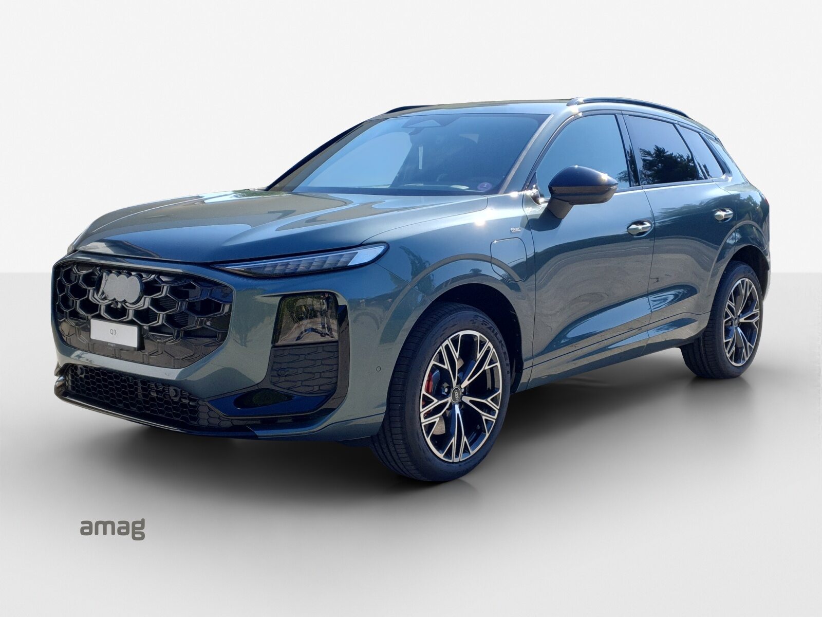 AUDI Q3 SUV e-hybrid 200 kW