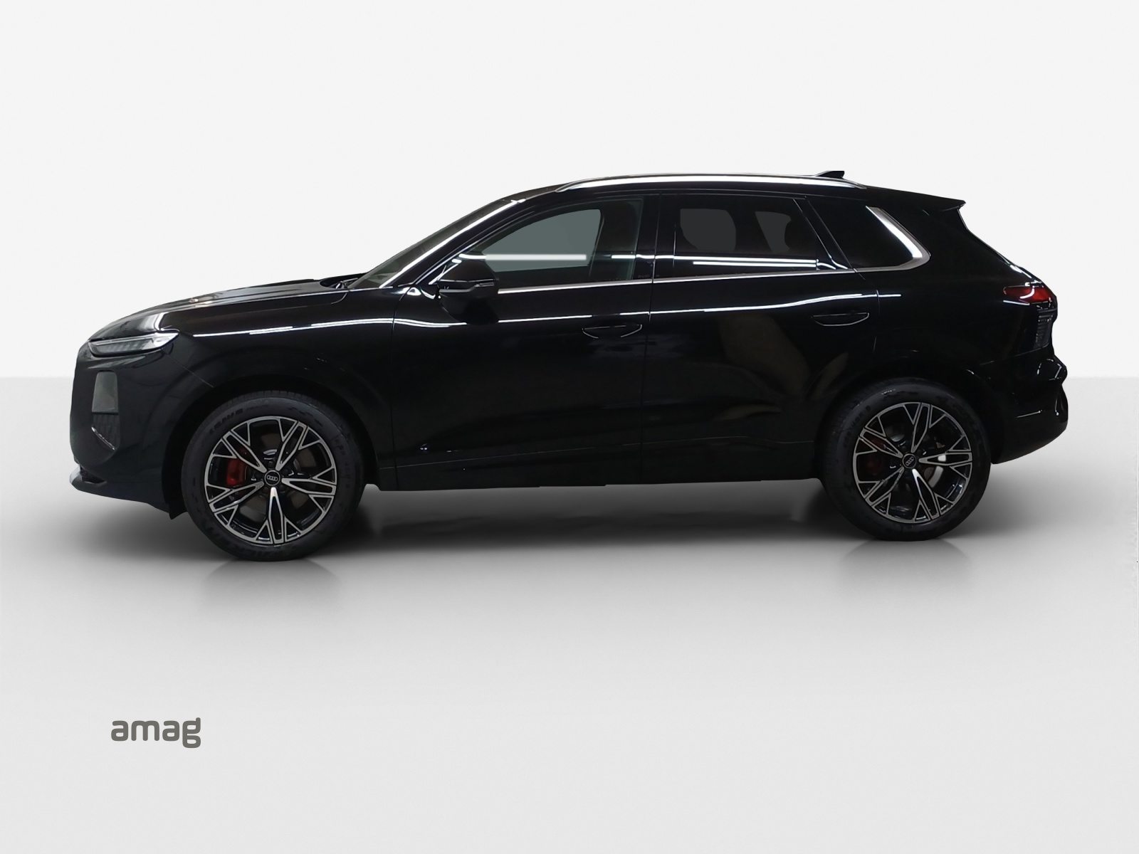 AUDI Q3 SUV TFSI 150 kW, Benzin, Vorführwagen, Automatik - 2