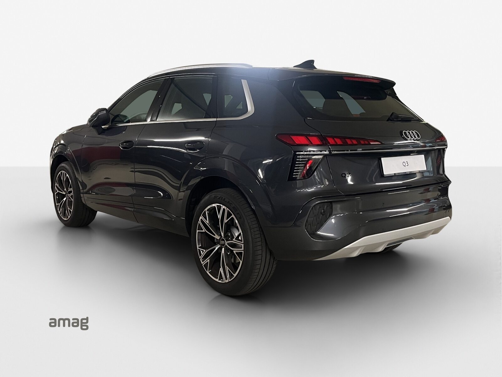 AUDI Q3 SUV TFSI 110 kW, Benzin, Vorführwagen, Automatik - 3